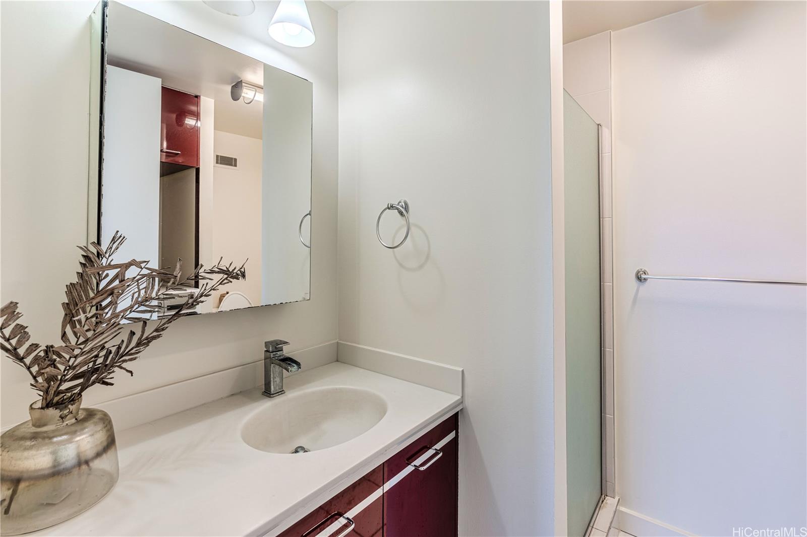 Harbor Square condo # 2101, Honolulu, Hawaii - photo 17 of 25