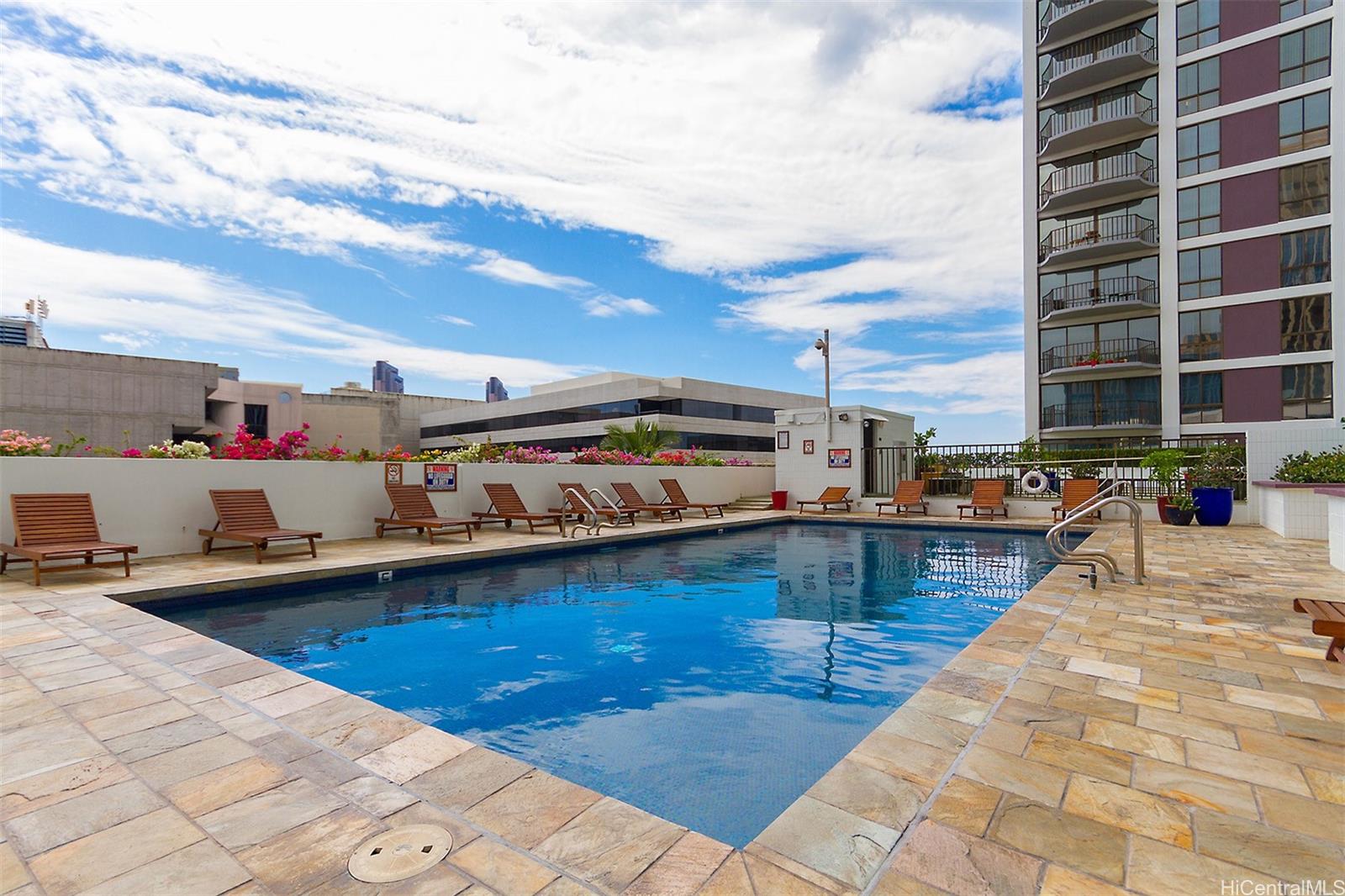 700 Richards St Honolulu - Rental - photo 15 of 21