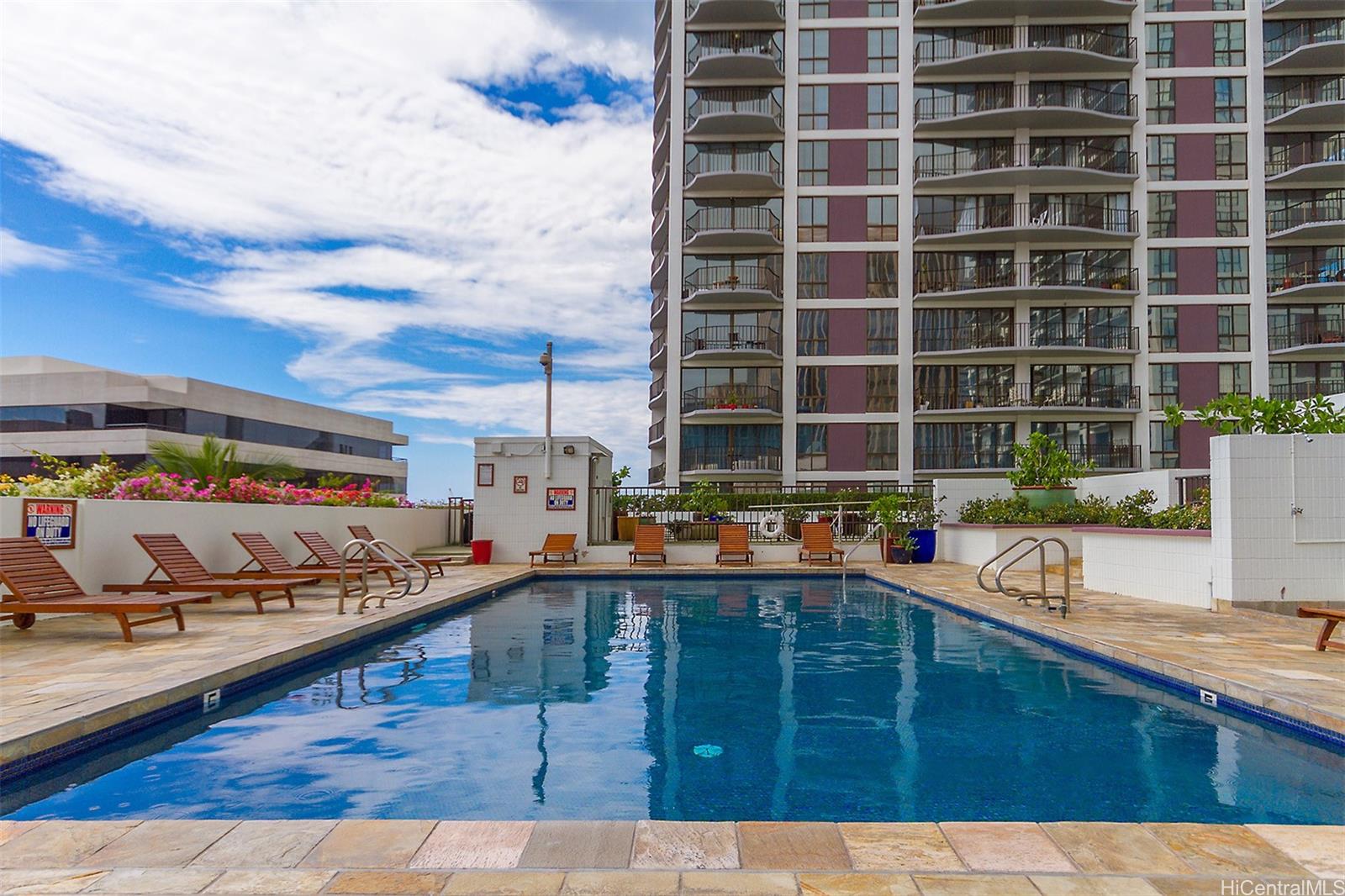 700 Richards St Honolulu - Rental - photo 16 of 21