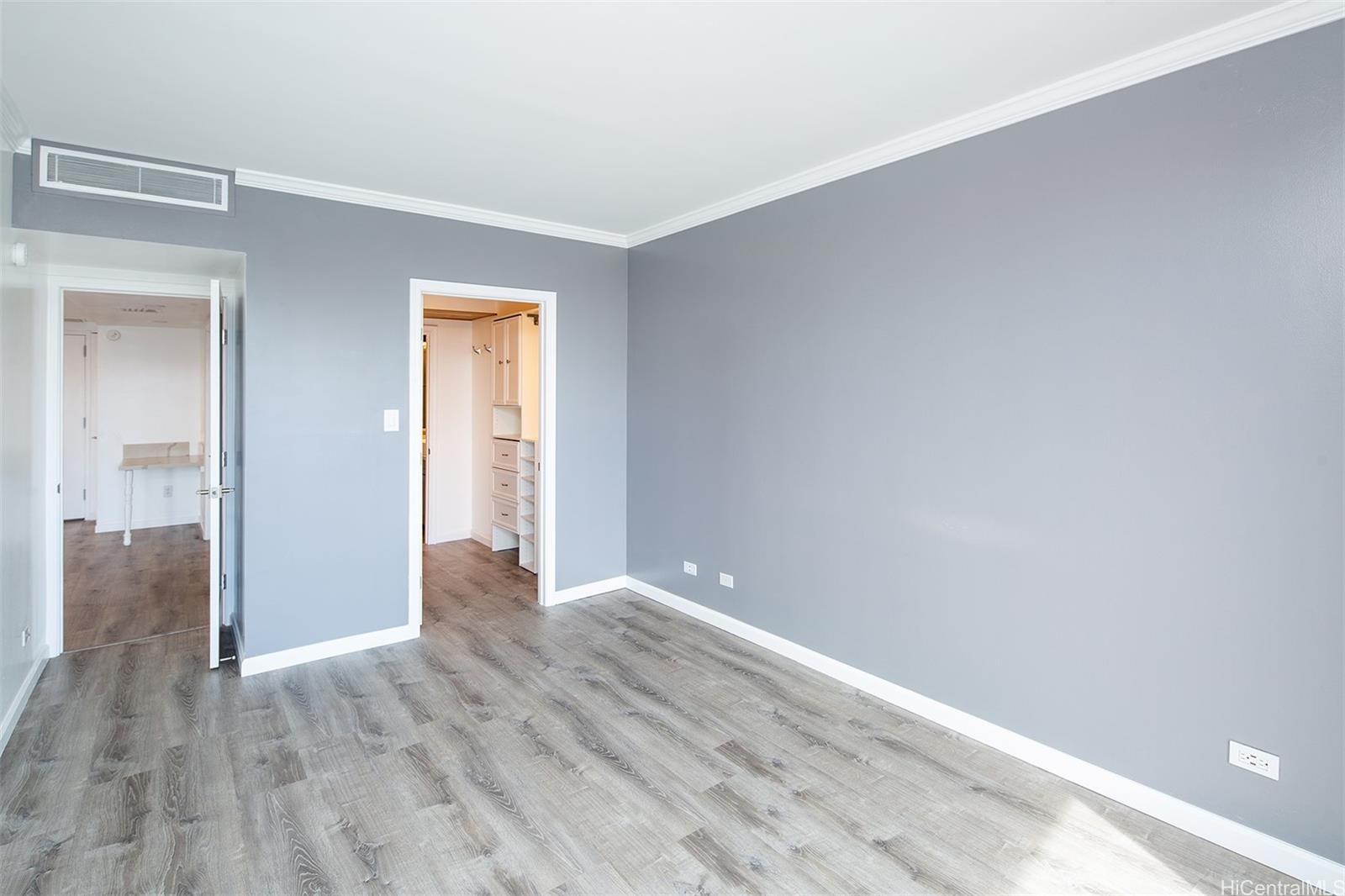 700 Richards St Honolulu - Rental - photo 6 of 21