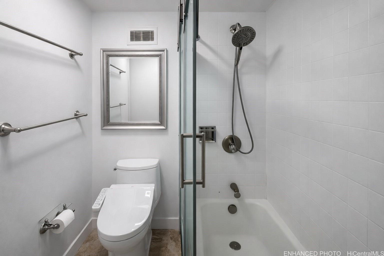 Harbor Square condo # 2302, Honolulu, Hawaii - photo 17 of 24