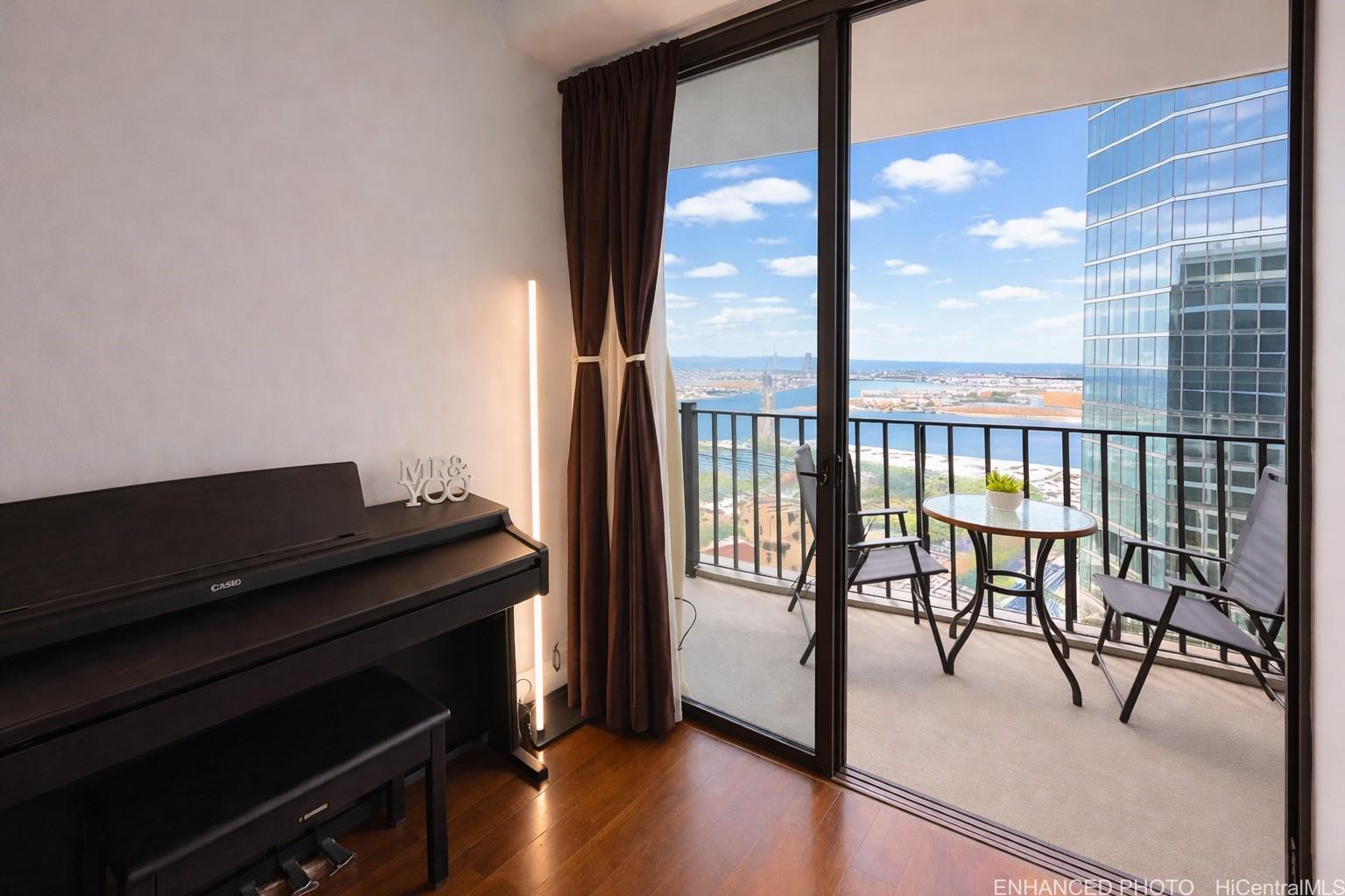 Harbor Square condo # 2302, Honolulu, Hawaii - photo 5 of 24