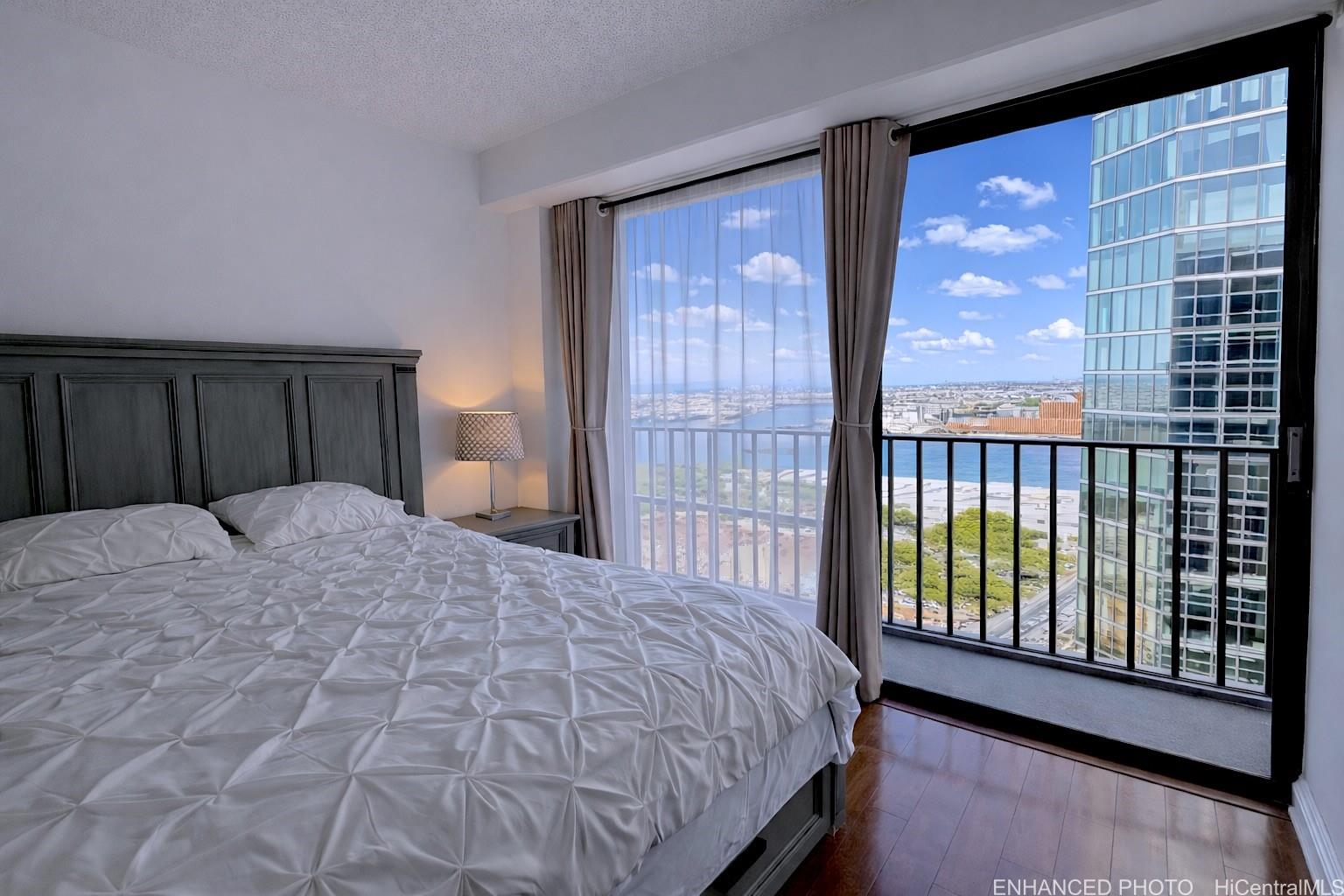 Harbor Square condo # 2302, Honolulu, Hawaii - photo 7 of 24