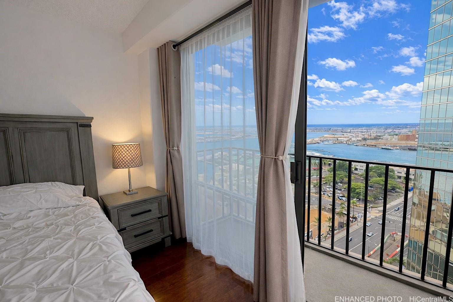 Harbor Square condo # 2302, Honolulu, Hawaii - photo 8 of 24