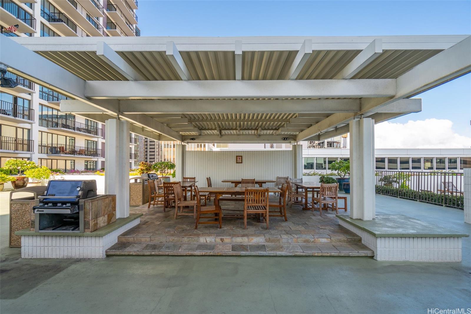 Harbor Square condo # 2309, Honolulu, Hawaii - photo 12 of 14