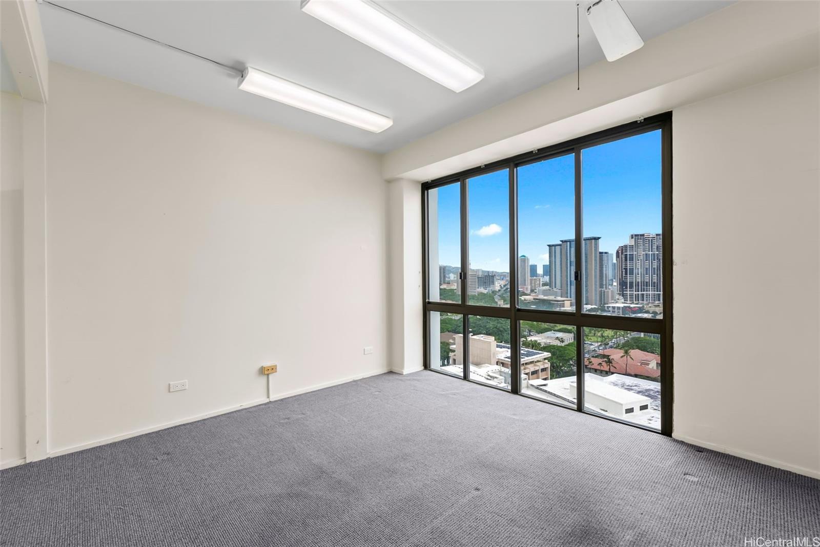 Harbor Square condo # 2309, Honolulu, Hawaii - photo 9 of 14