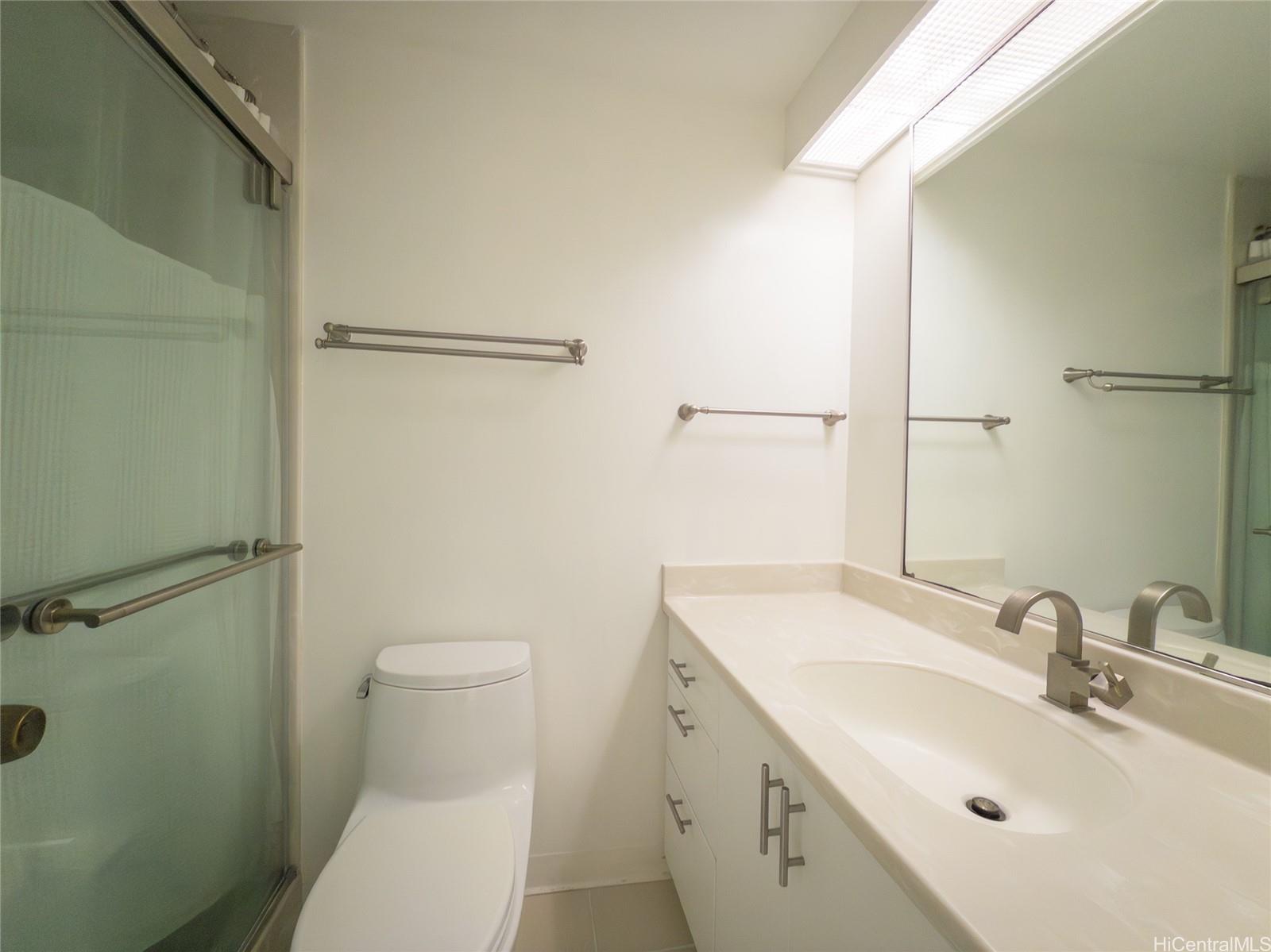 Harbor Square condo # 2406, Honolulu, Hawaii - photo 13 of 19