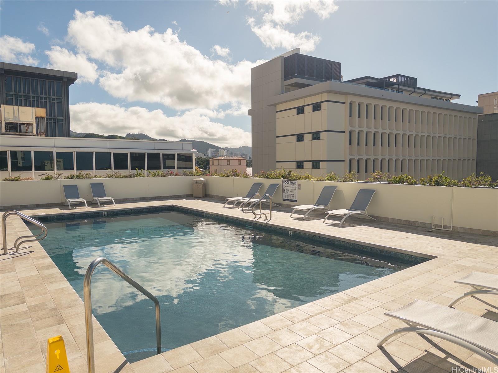 Harbor Square condo # 2406, Honolulu, Hawaii - photo 17 of 19