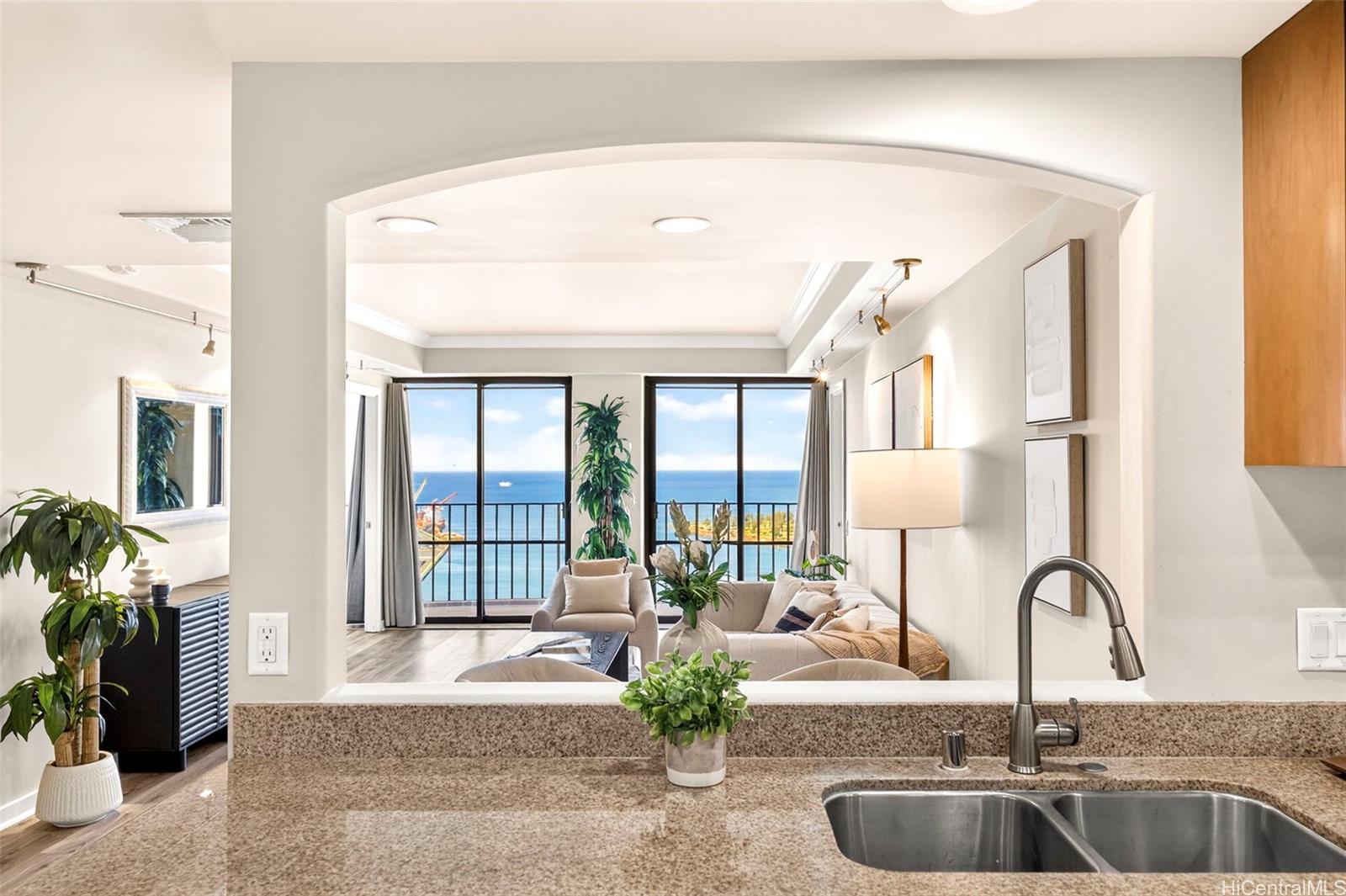 Harbor Square condo # 2510, Honolulu, Hawaii - photo 11 of 25