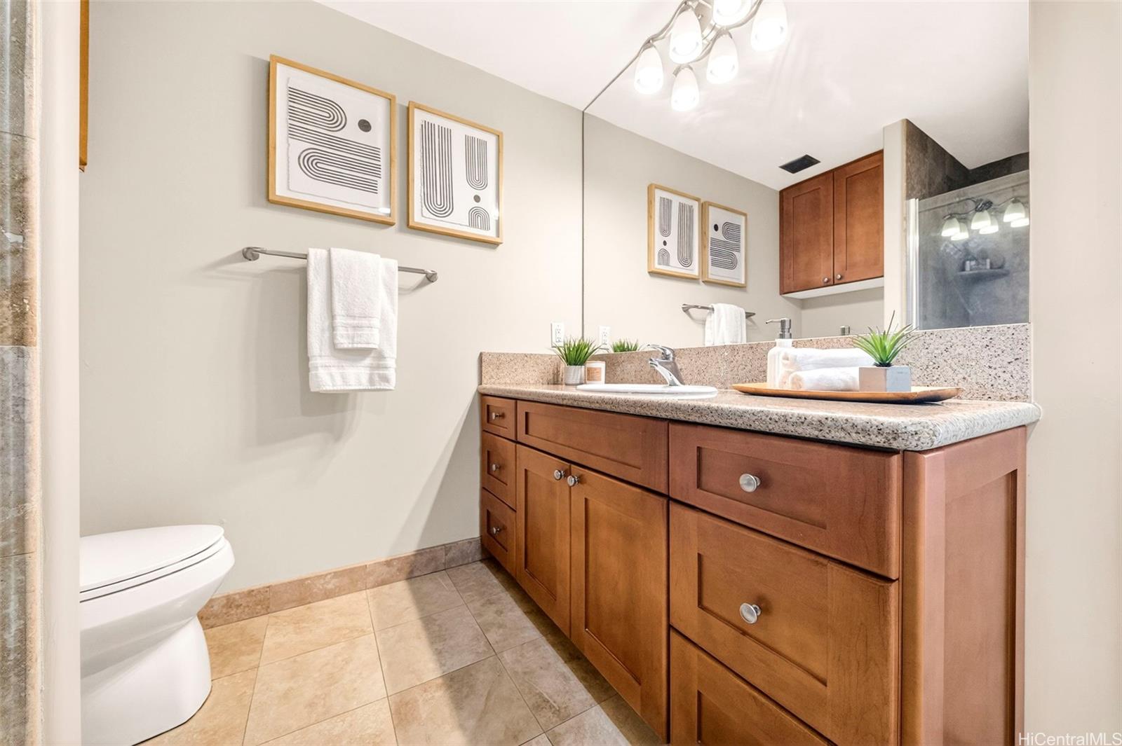 Harbor Square condo # 2510, Honolulu, Hawaii - photo 18 of 25