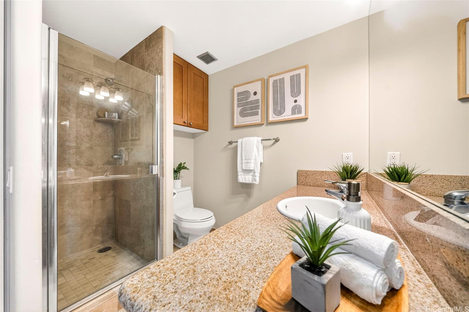 Harbor Square condo # 2510, Honolulu, Hawaii - photo 19 of 25