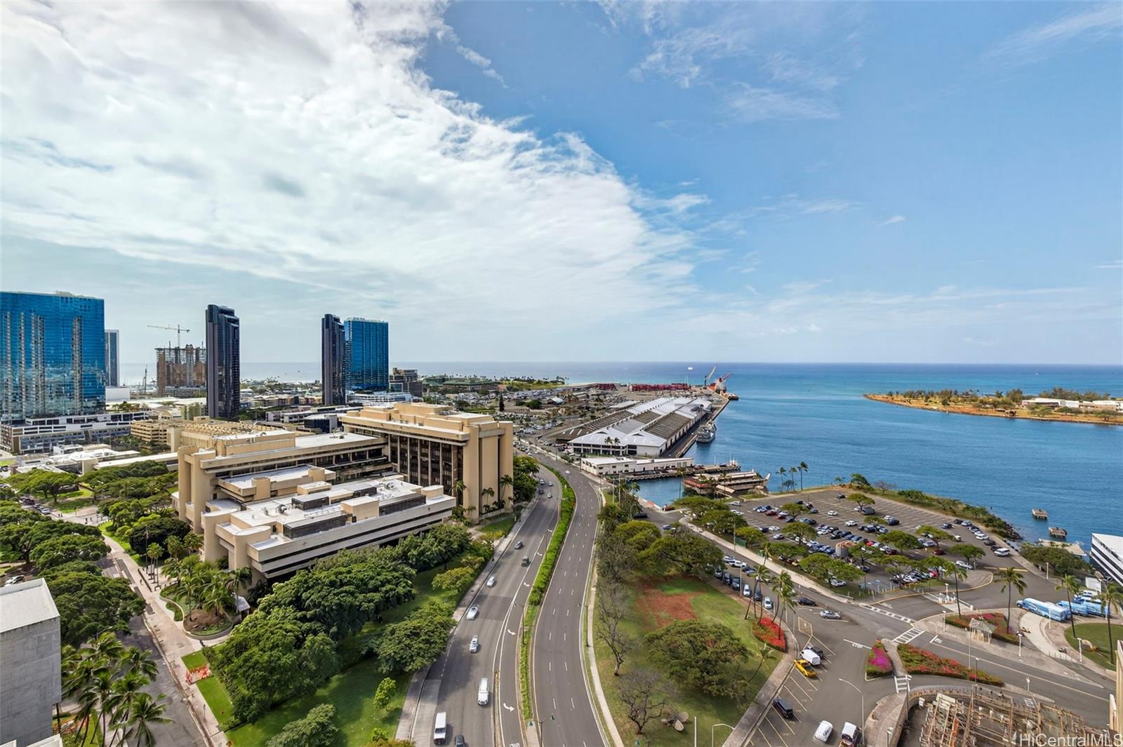 Harbor Square condo # 2510, Honolulu, Hawaii - photo 20 of 25