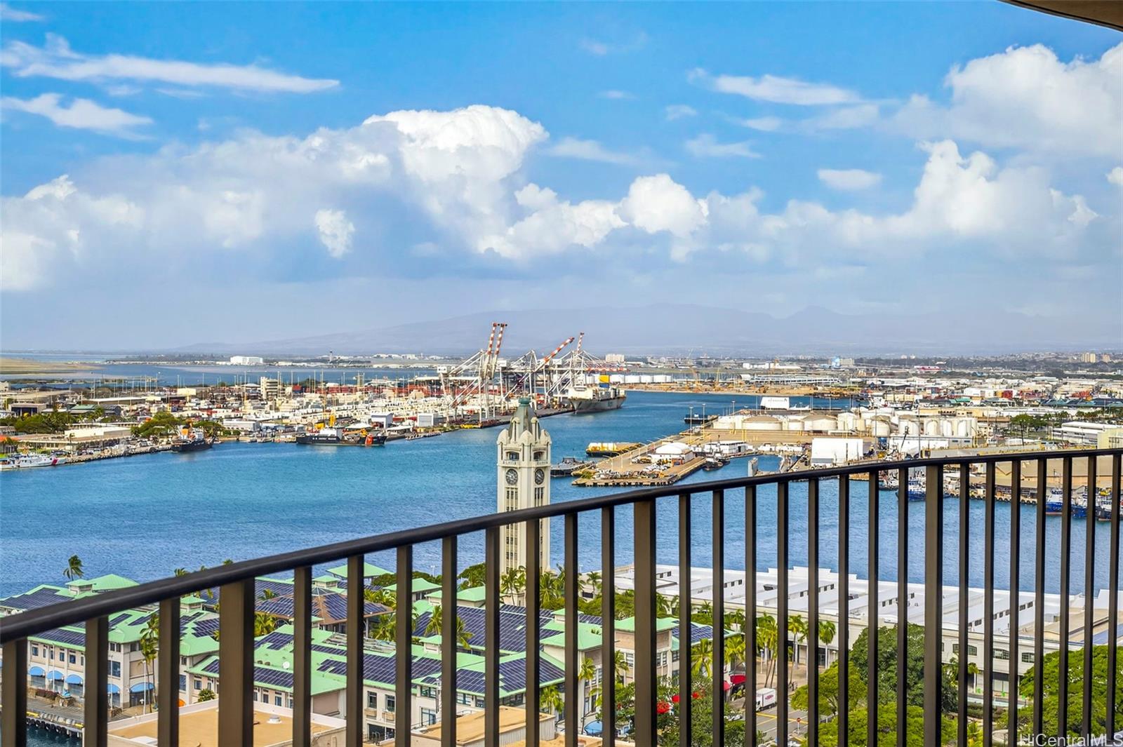 Harbor Square condo # 2510, Honolulu, Hawaii - photo 22 of 25