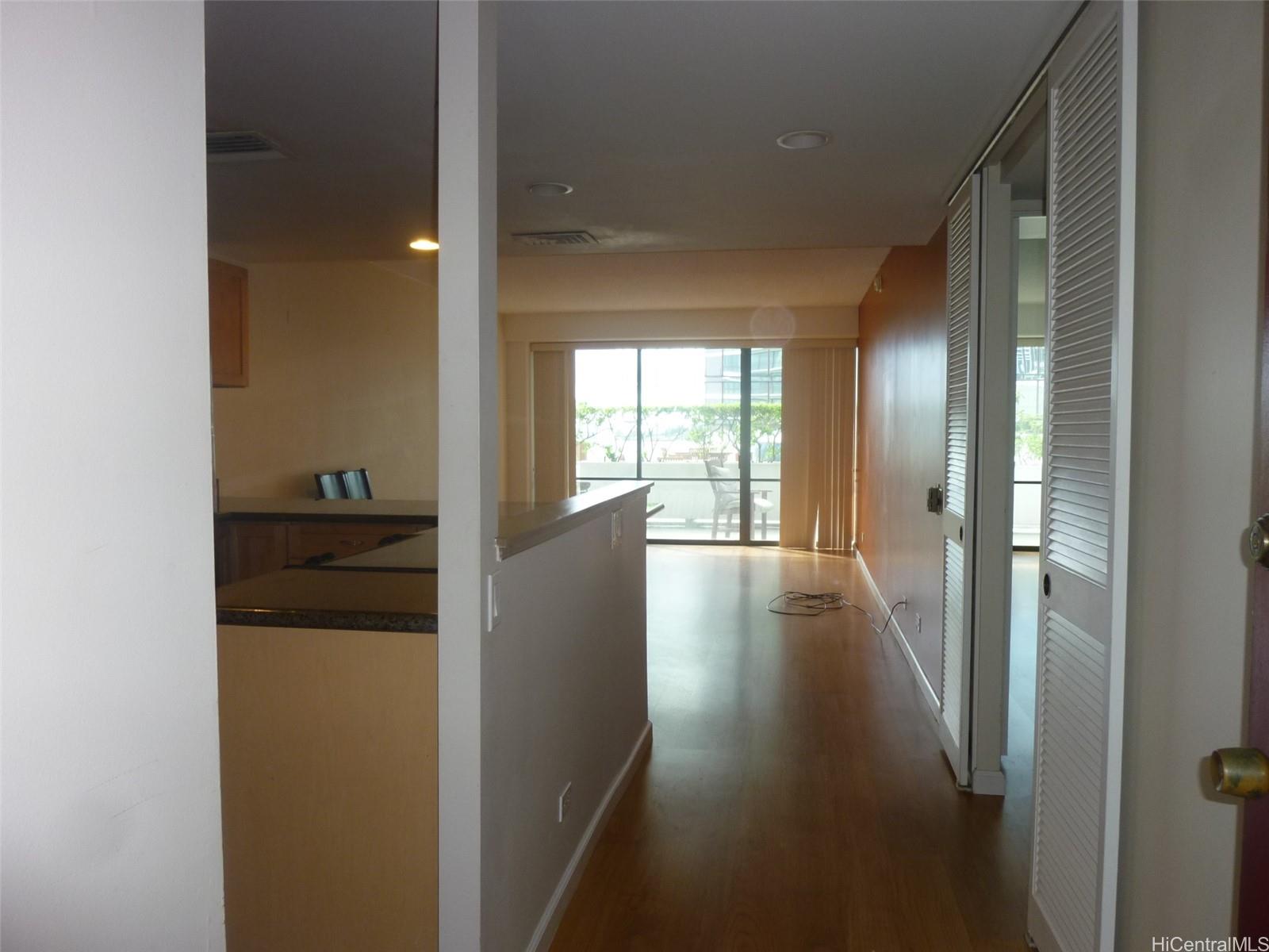 700 Richards Street Honolulu - Rental - photo 8 of 12