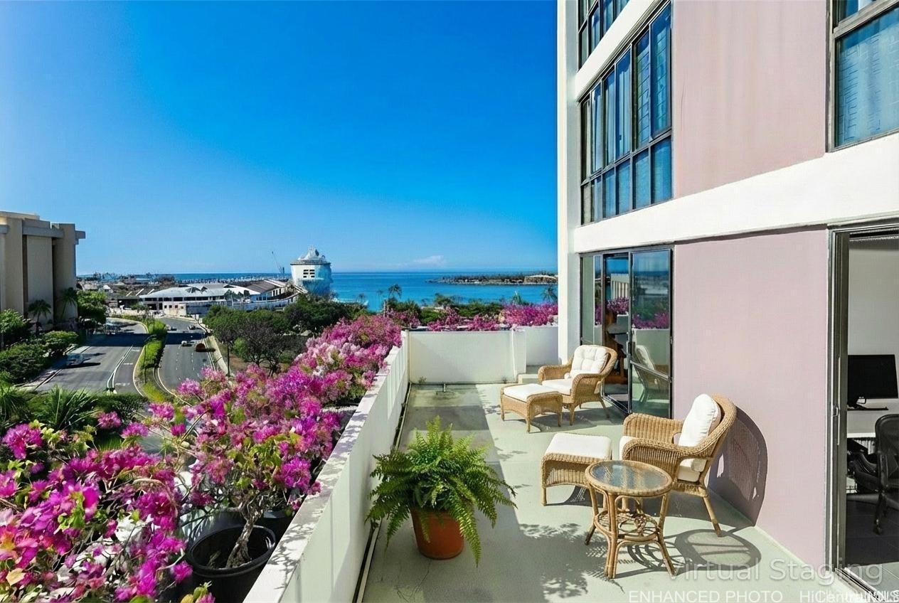 Harbor Square condo # 709, Honolulu, Hawaii - photo 11 of 25