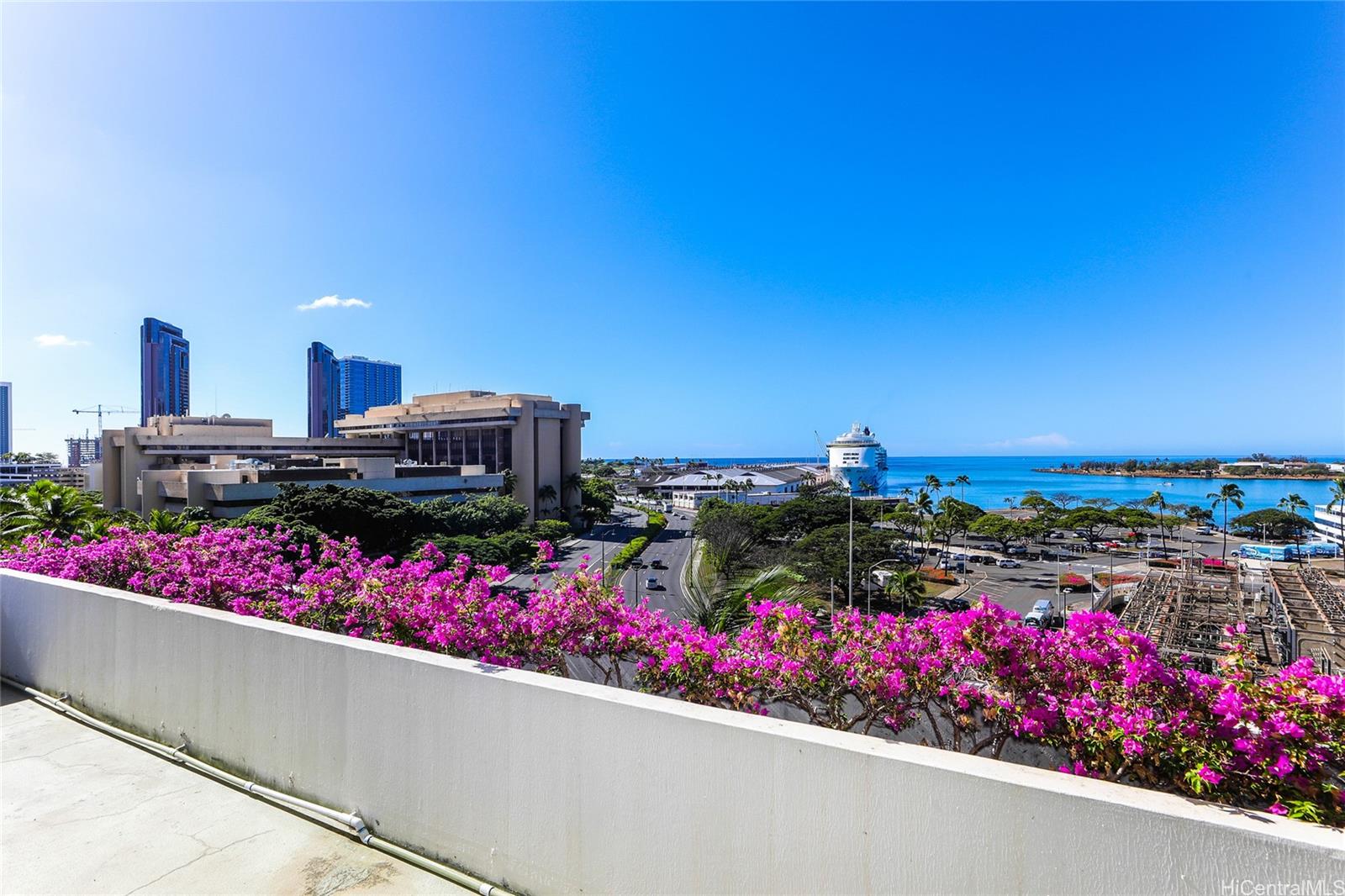 Harbor Square condo # 709, Honolulu, Hawaii - photo 15 of 25