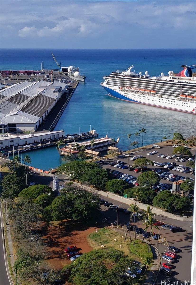 Harbor Square condo # 709, Honolulu, Hawaii - photo 24 of 25