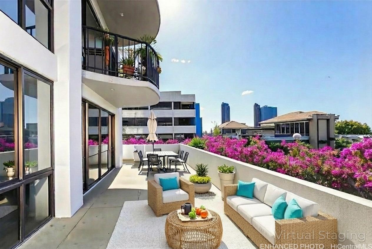 Harbor Square condo # 709, Honolulu, Hawaii - photo 6 of 25