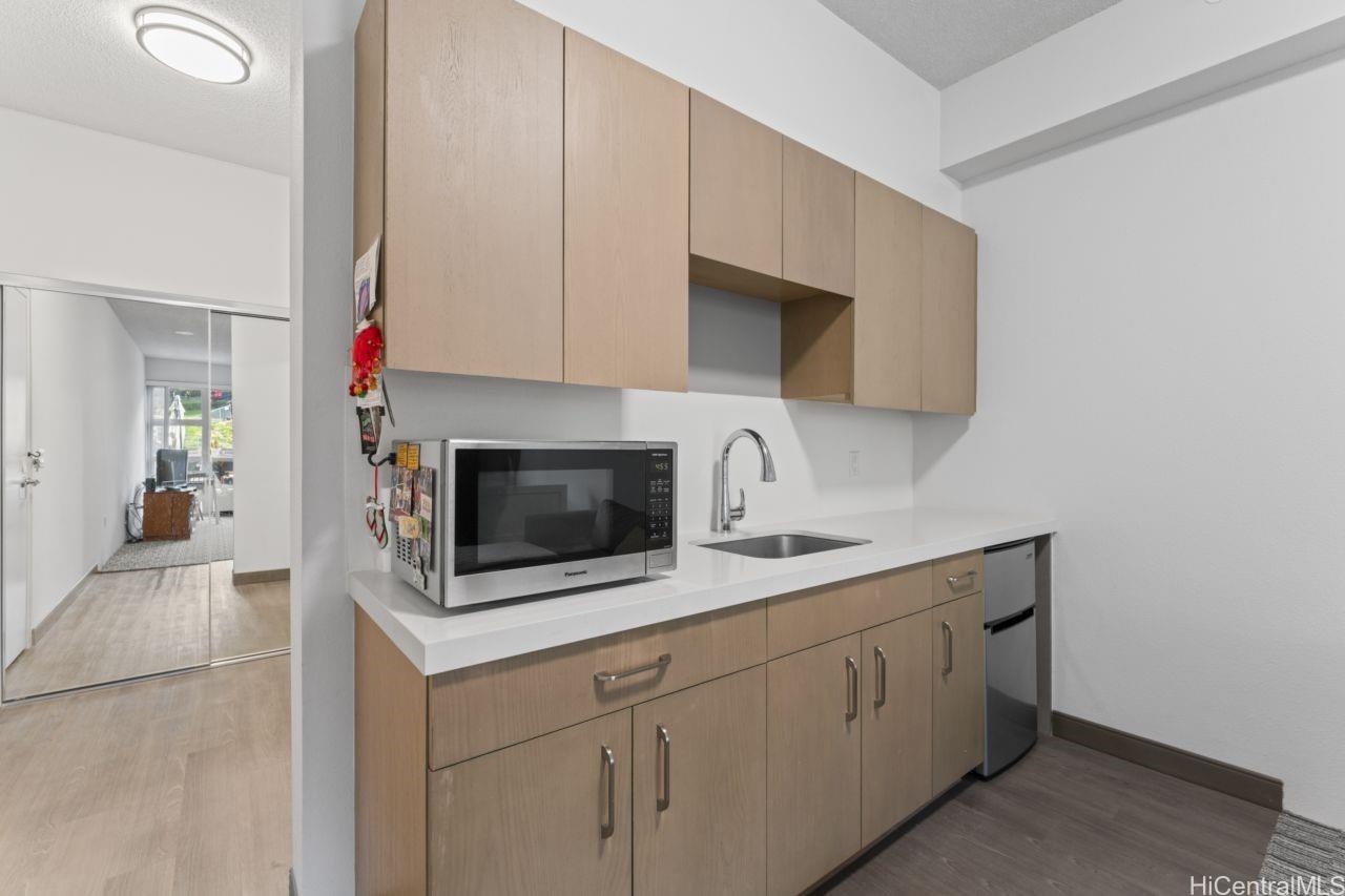 Hale Ka Lae condo # 2111, Honolulu, Hawaii - photo 15 of 24