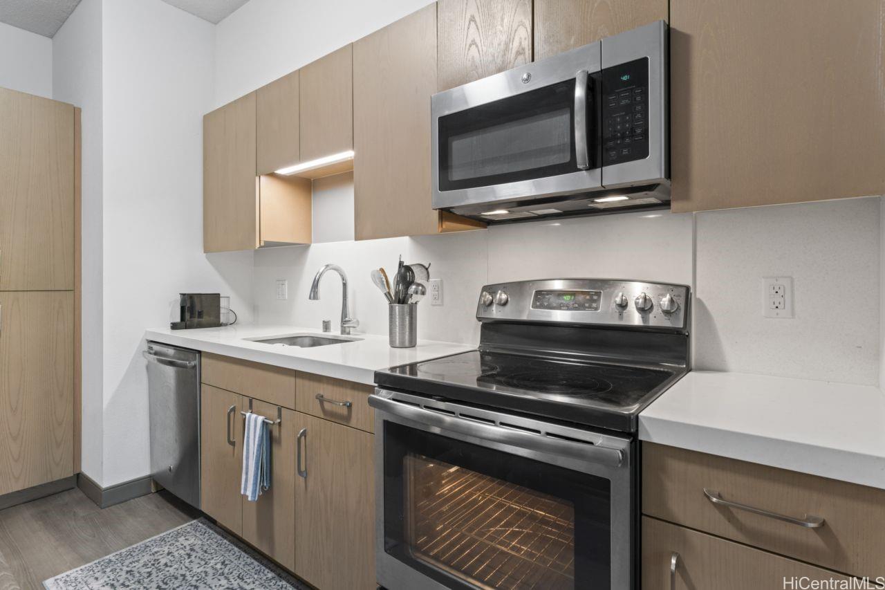 Hale Ka Lae condo # 2111, Honolulu, Hawaii - photo 10 of 24