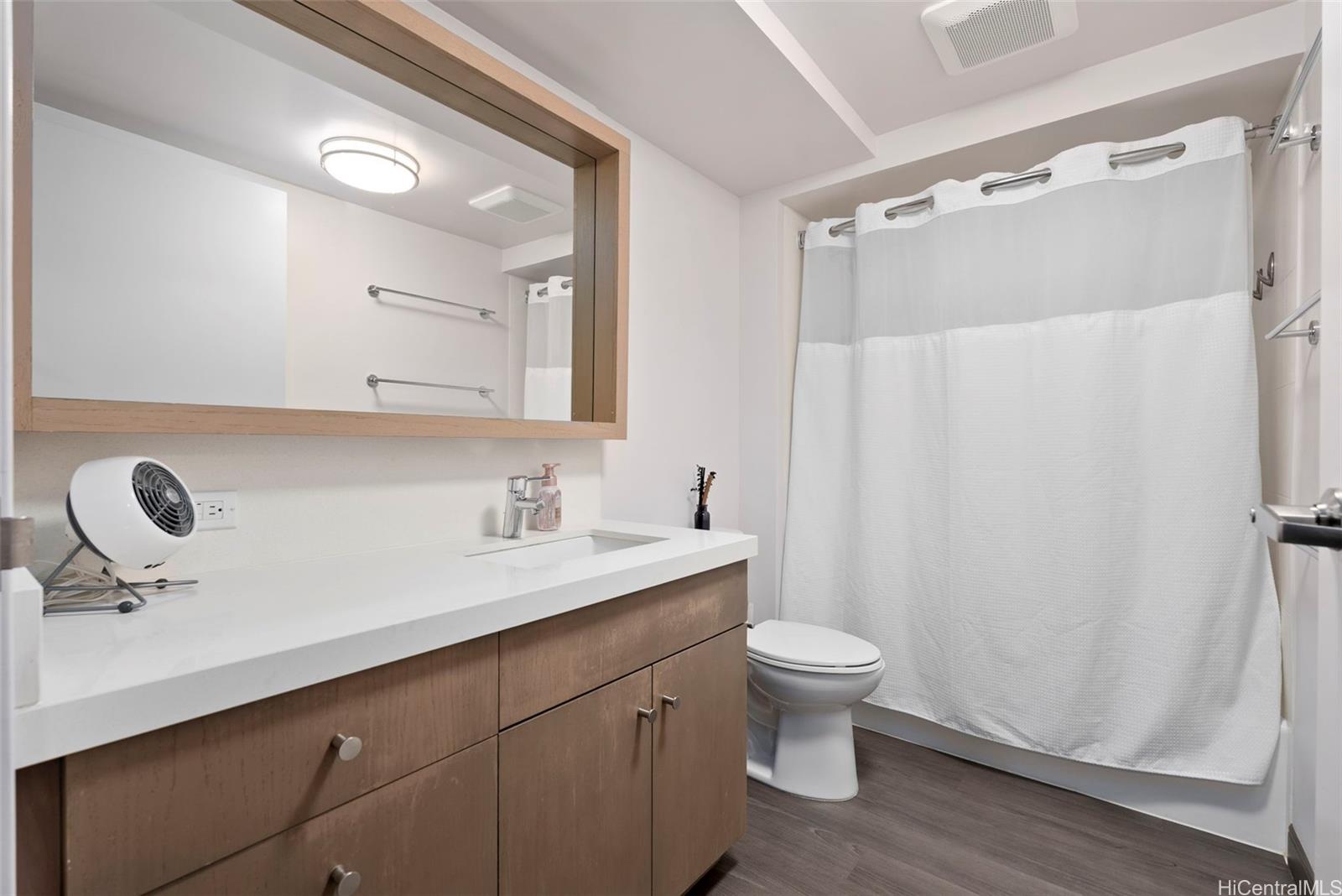 Hale Ka Lae condo # 2503, Honolulu, Hawaii - photo 10 of 25