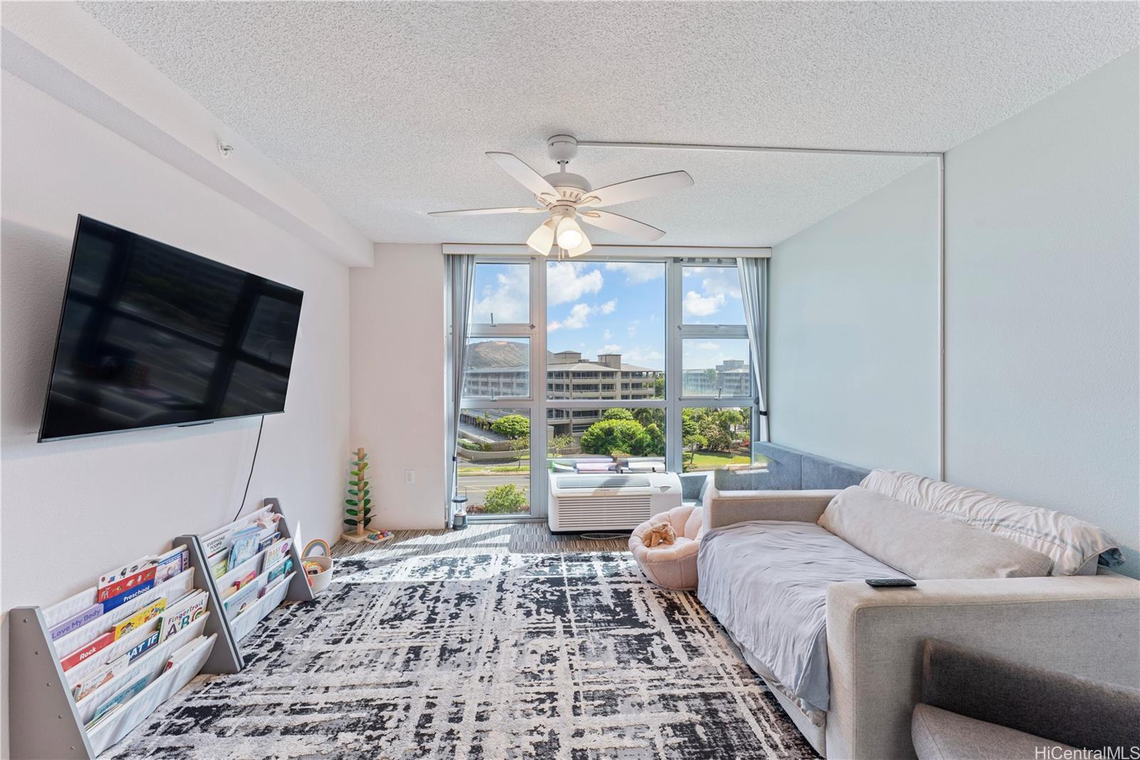 Hale Ka Lae condo # 2610, Honolulu, Hawaii - photo 7 of 25