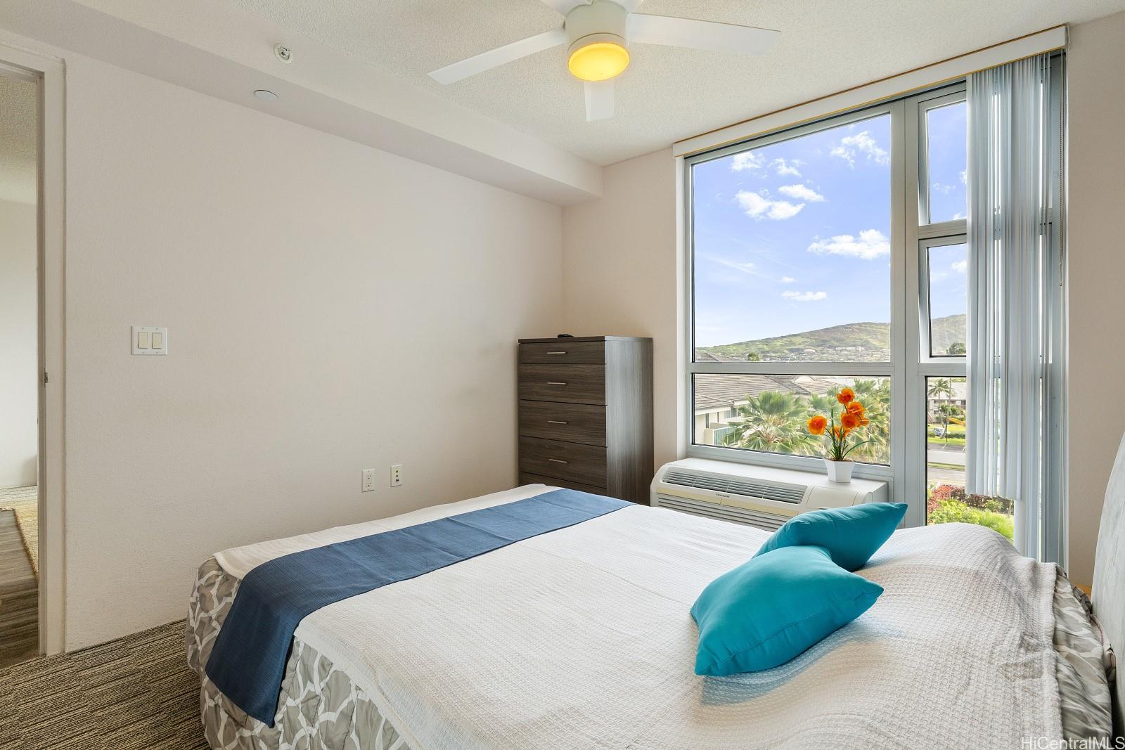 Hale Ka Lae condo # 3502, Honolulu, Hawaii - photo 5 of 23