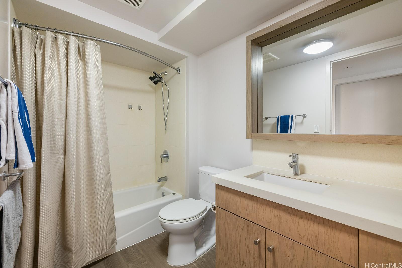 Hale Ka Lae condo # 3502, Honolulu, Hawaii - photo 9 of 23