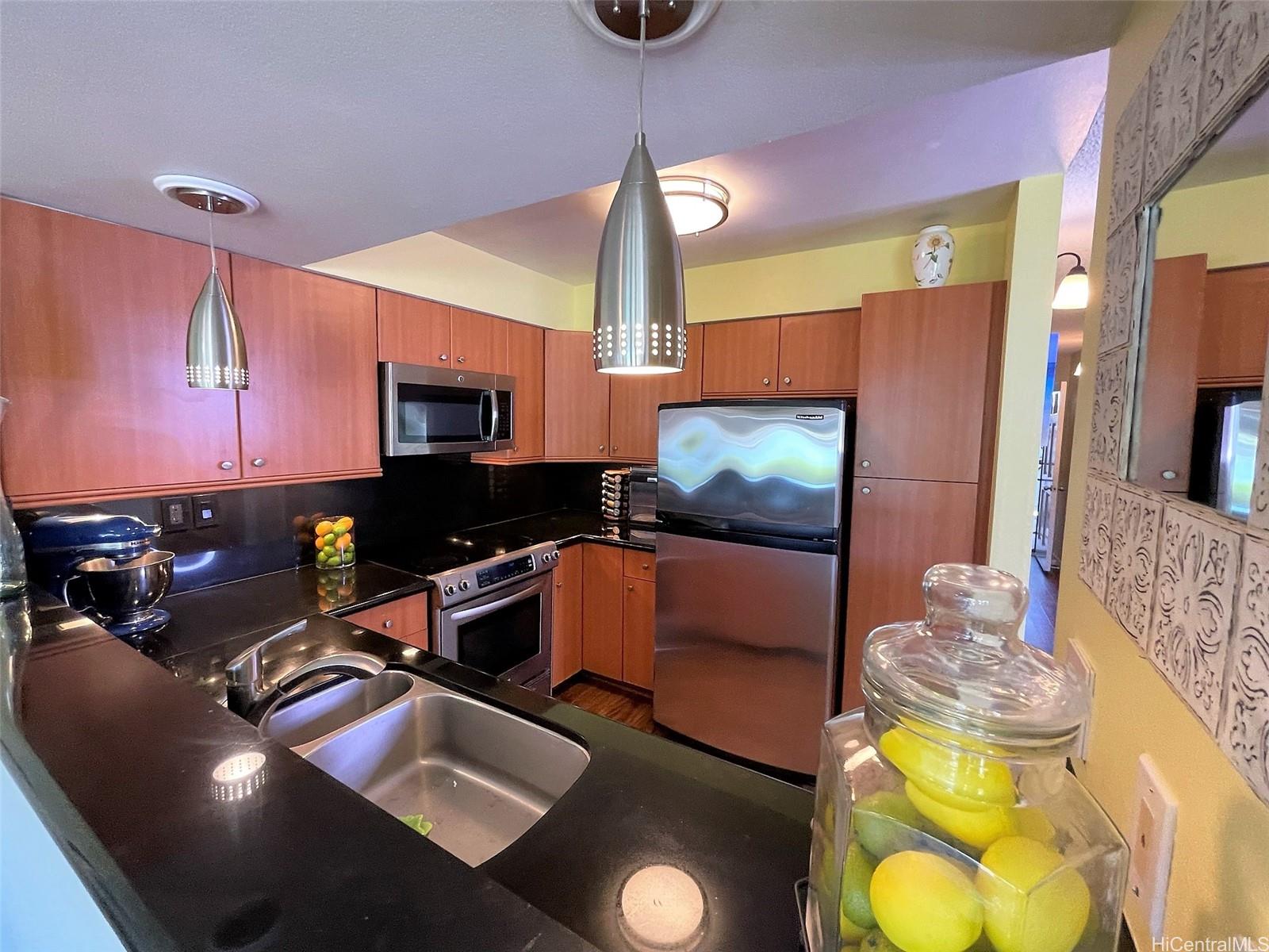 7007 Hawaii Kai Drive townhouse # E12, Honolulu, Hawaii - photo 14 of 23