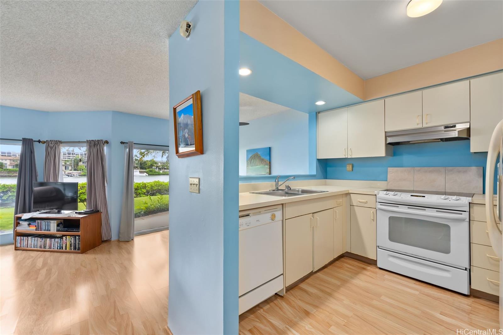 7007 Hawaii Kai Drive townhouse # G12, Honolulu, Hawaii - photo 11 of 25