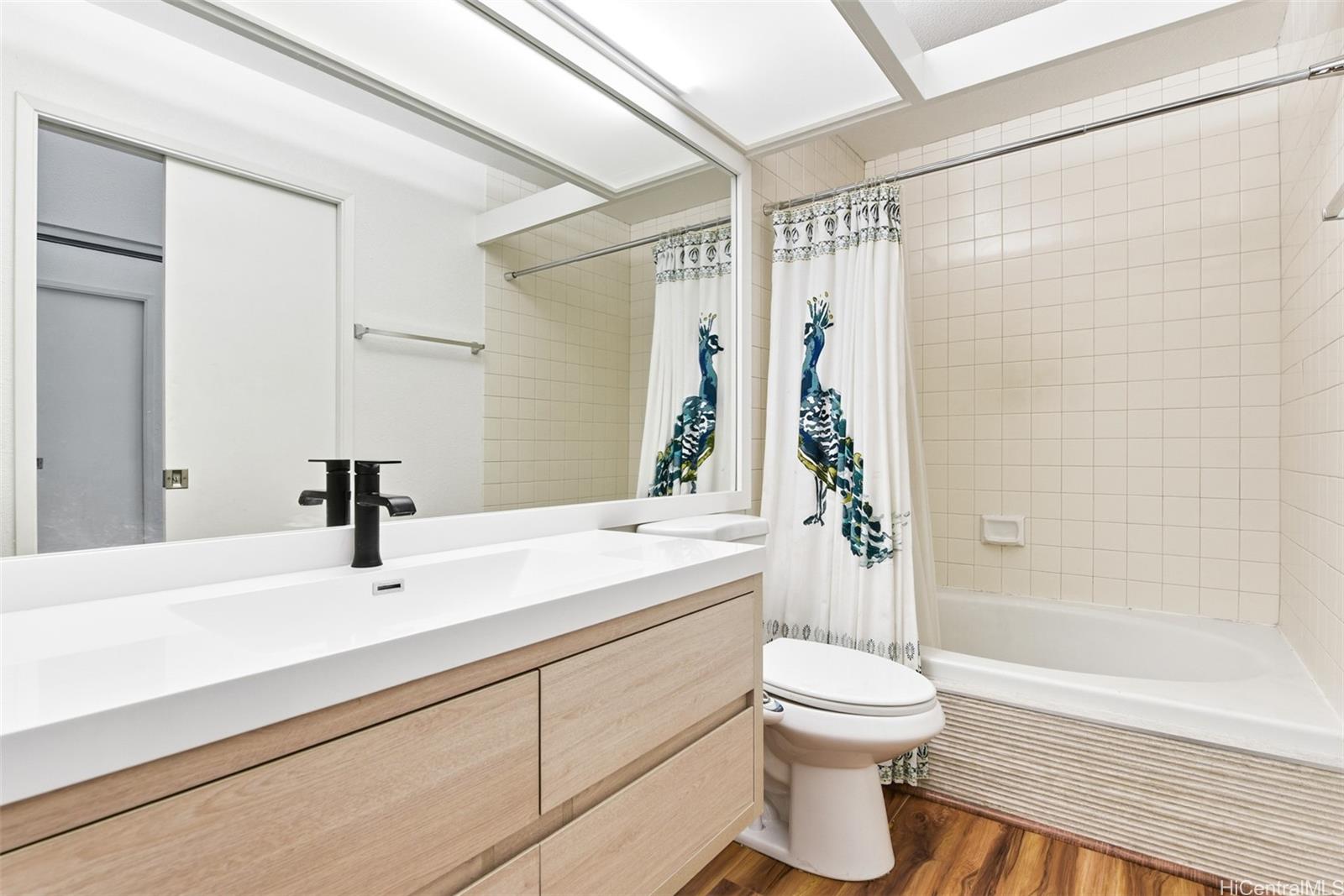 7007 Hawaii Kai Drive townhouse # J24, Honolulu, Hawaii - photo 11 of 25