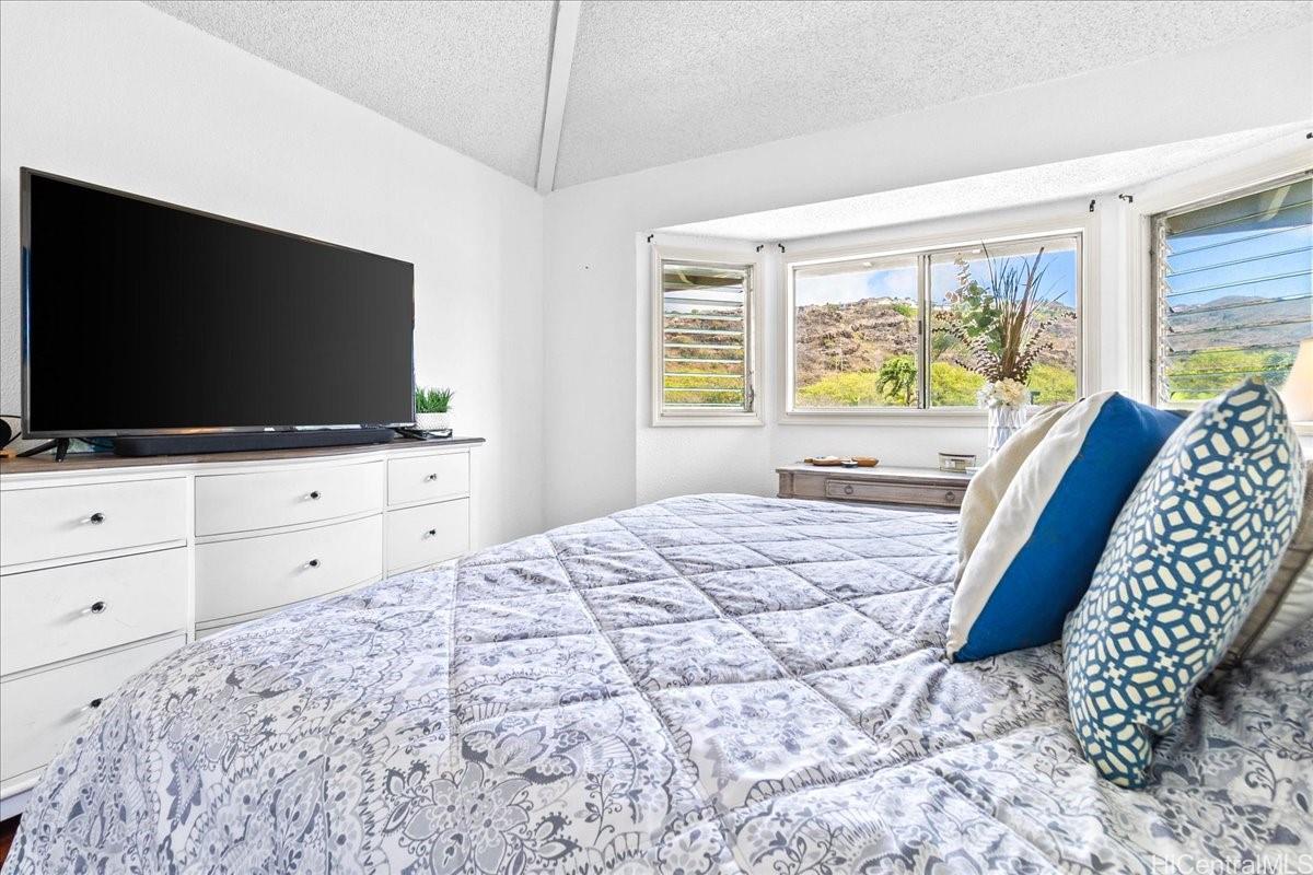 Mawaena Kai 1/2/3 condo # J25, Honolulu, Hawaii - photo 18 of 25