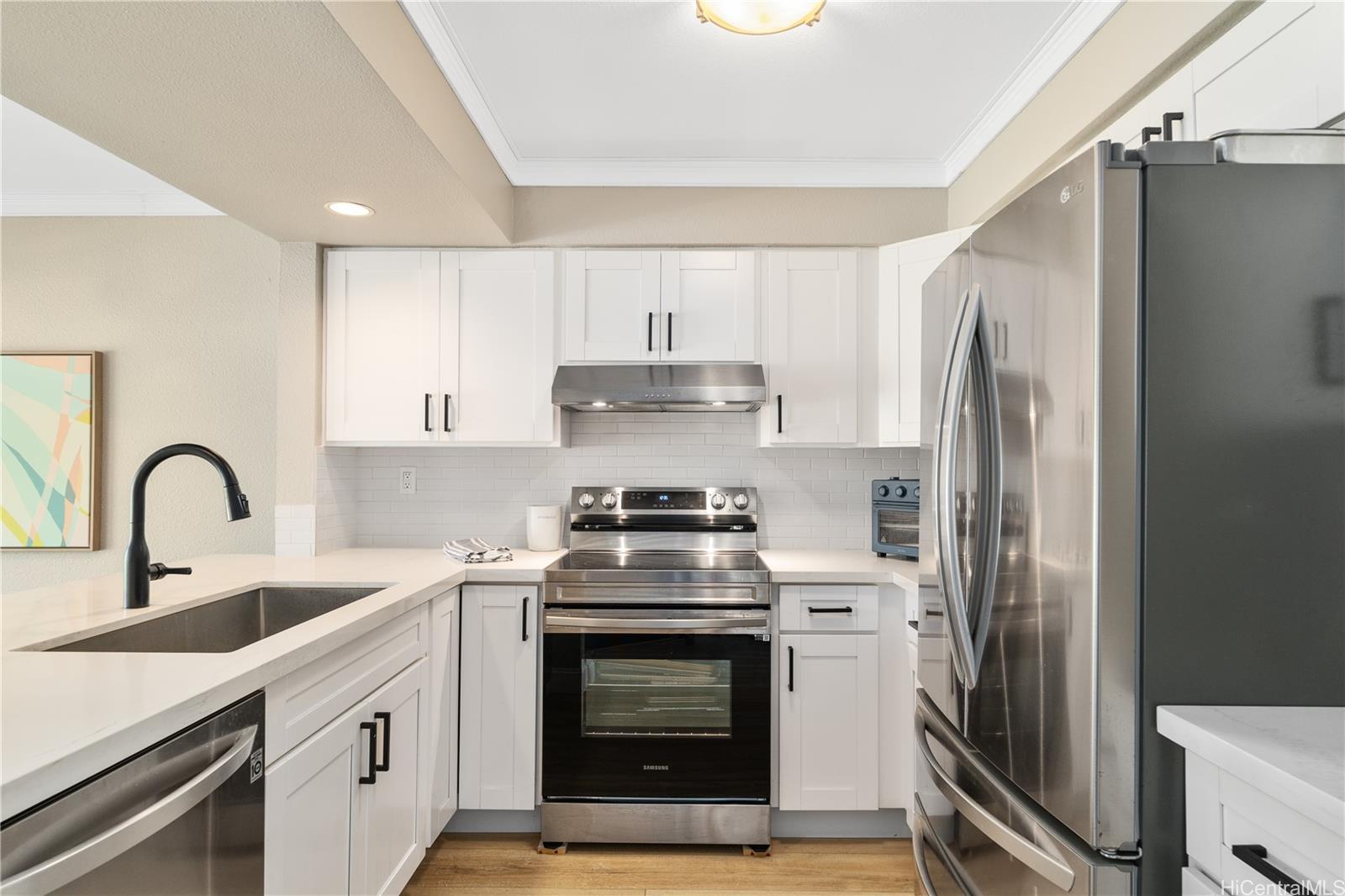 Mawaena Kai 1/2/3 condo # L12, Honolulu, Hawaii - photo 7 of 19