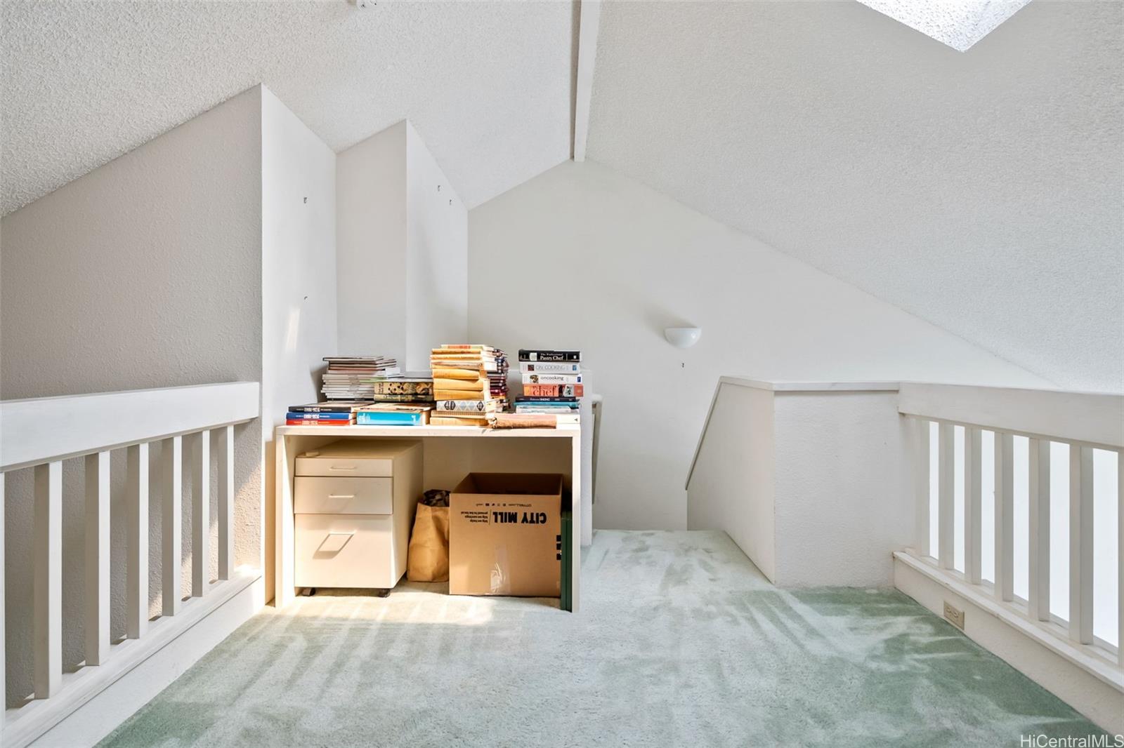 MAWAENA KAI 1/2/3 condo # L22, Honolulu, Hawaii - photo 18 of 23