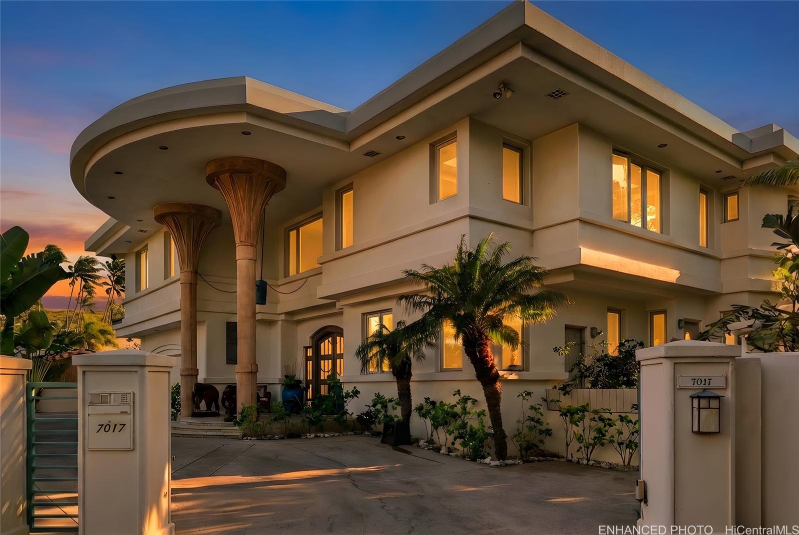 7017  Kalanianaole Hwy Portlock, Hawaii Kai home - photo 20 of 25