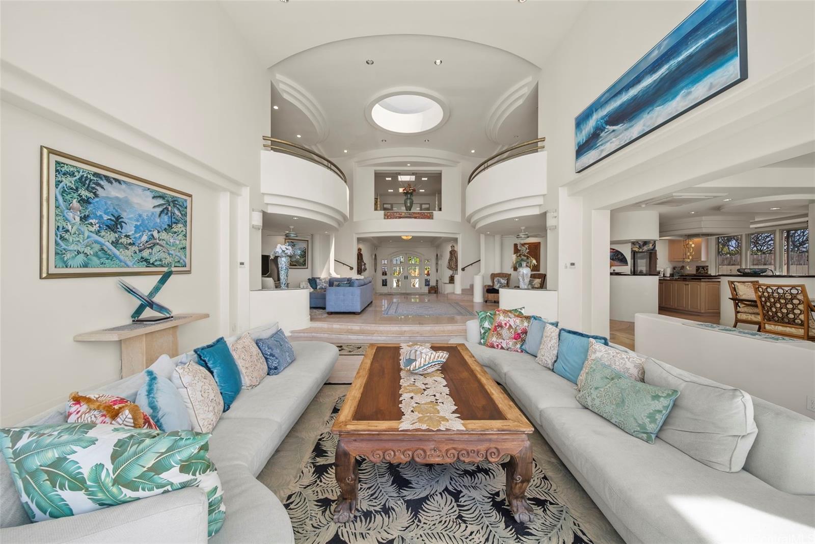 7017  Kalanianaole Hwy Portlock, Hawaii Kai home - photo 4 of 25