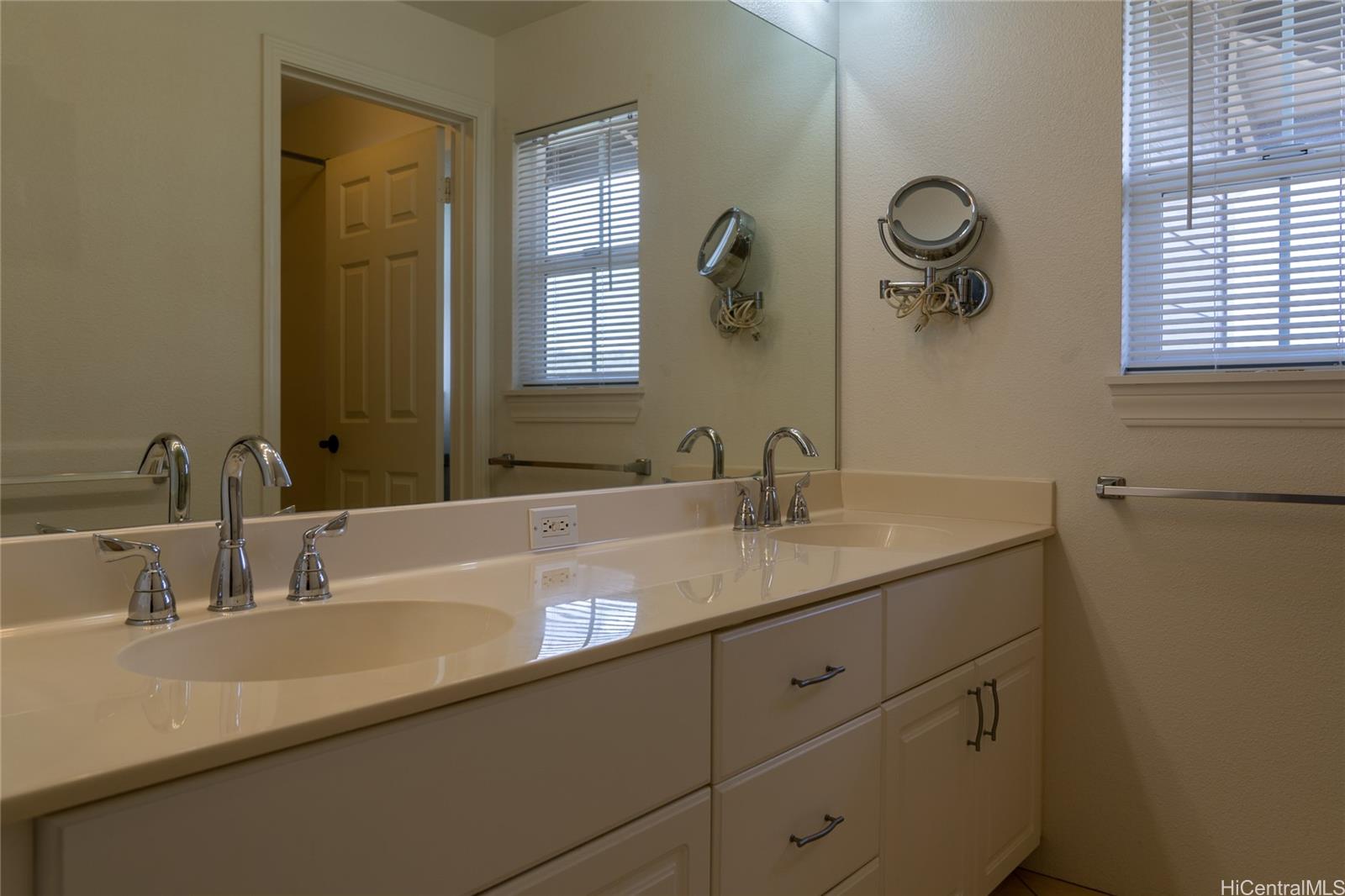 7018 Hawaii Kai Dr Honolulu - Rental - photo 14 of 25