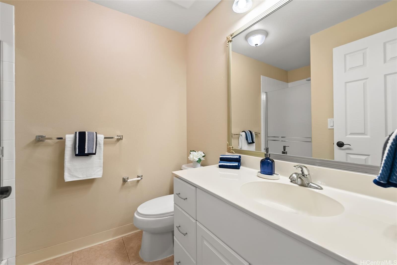 7018 Hawaii Kai Drive townhouse # 206, Honolulu, Hawaii - photo 12 of 23