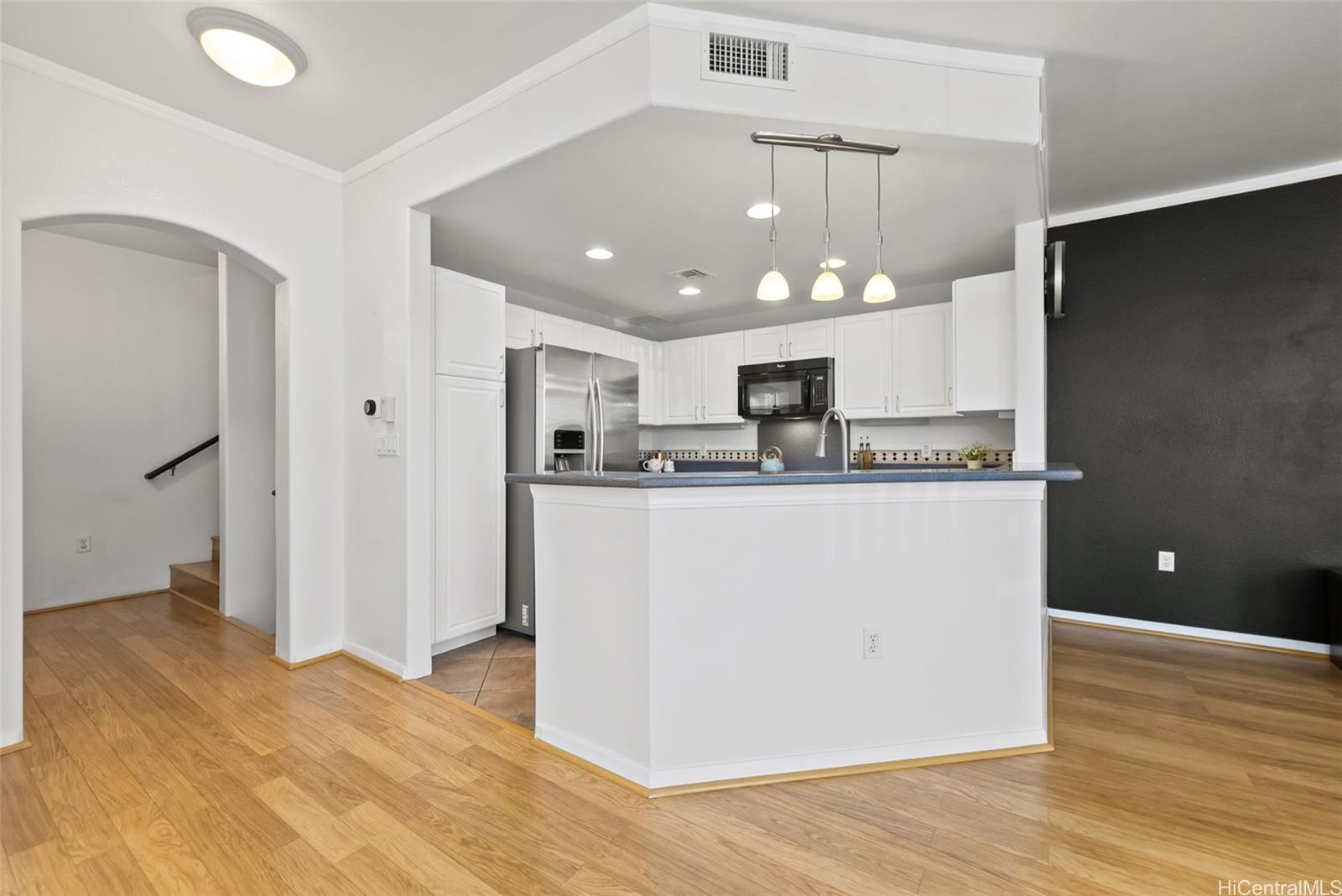 7018 Hawaii Kai Drive townhouse # 206, Honolulu, Hawaii - photo 4 of 23