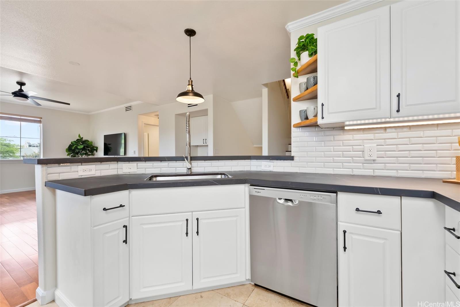 7018 Hawaii Kai Drive townhouse # 312, Honolulu, Hawaii - photo 6 of 23