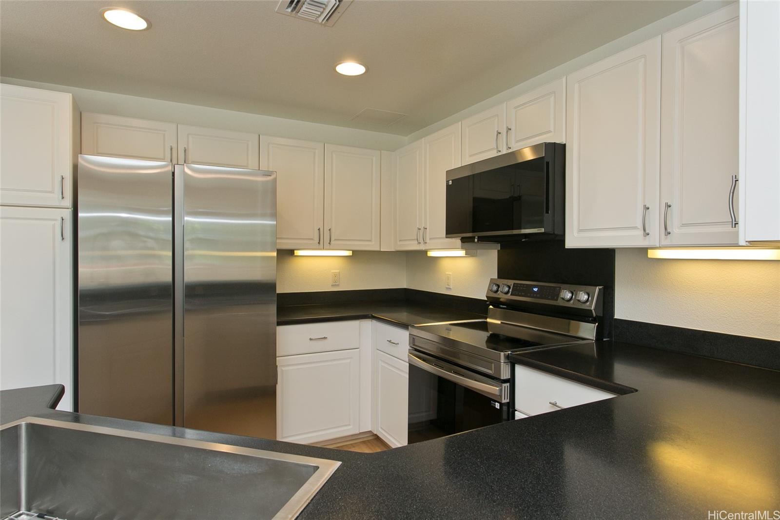 7018 Hawaii Kai Drive townhouse # 5-14, Honolulu, Hawaii - photo 5 of 21