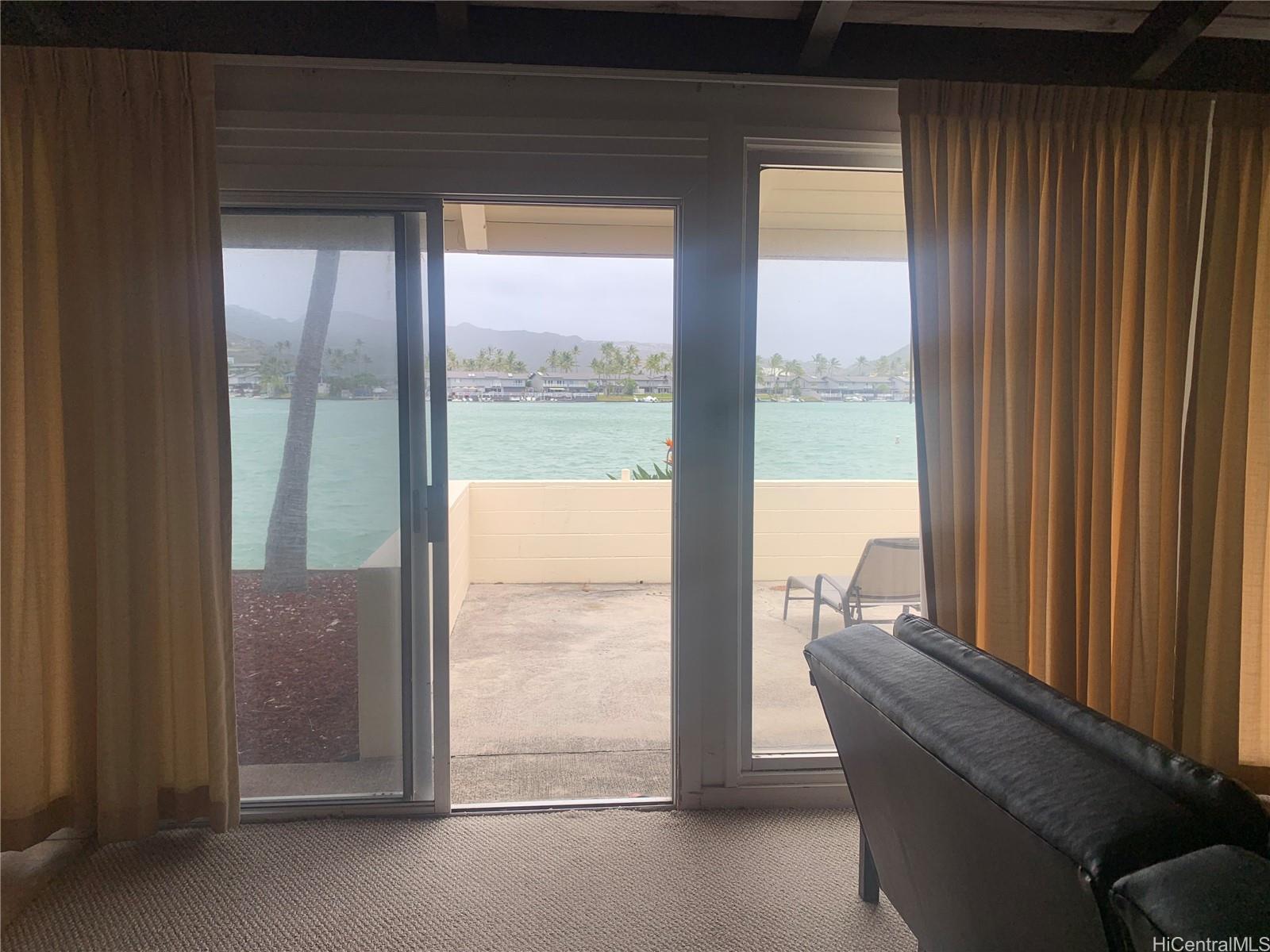 7046 Kalanianaole Hwy Honolulu - Rental - photo 3 of 4