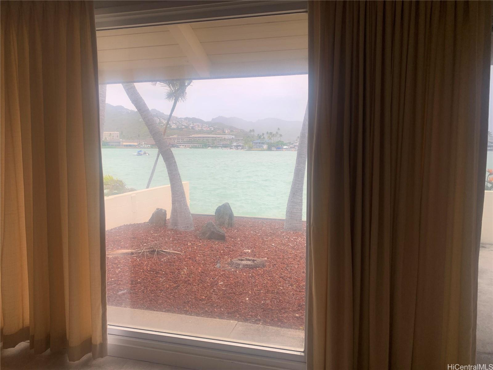 7046 Kalanianaole Hwy Honolulu - Rental - photo 4 of 4