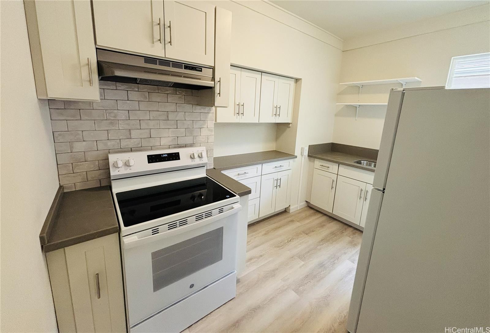 705 Prospect Street Honolulu - Rental - photo 4 of 9