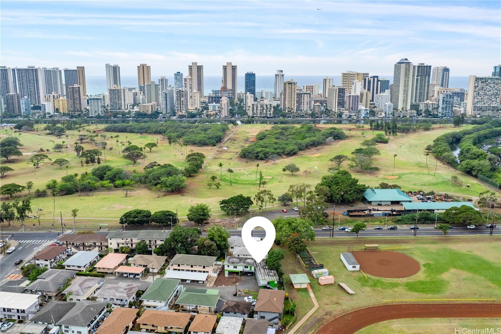 708 Olokele Ave Honolulu - Multi-family - photo 17 of 24