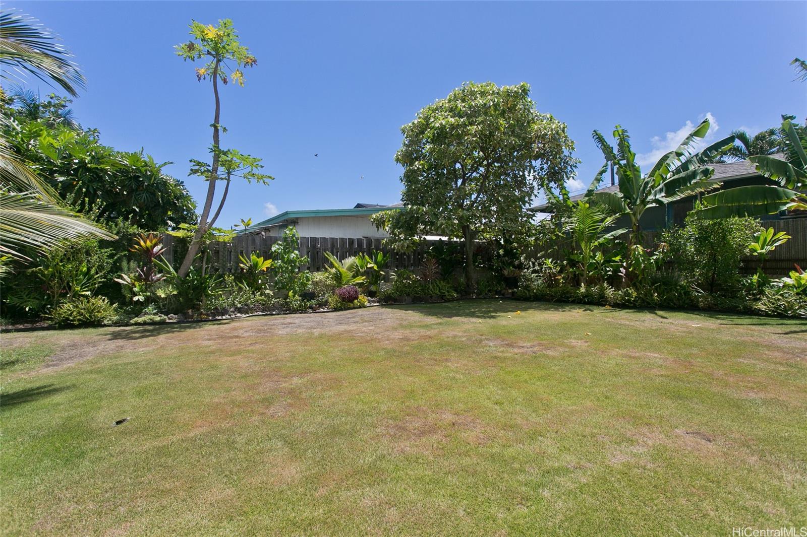 708  Oneawa Street Coconut Grove, Kailua home - photo 22 of 25