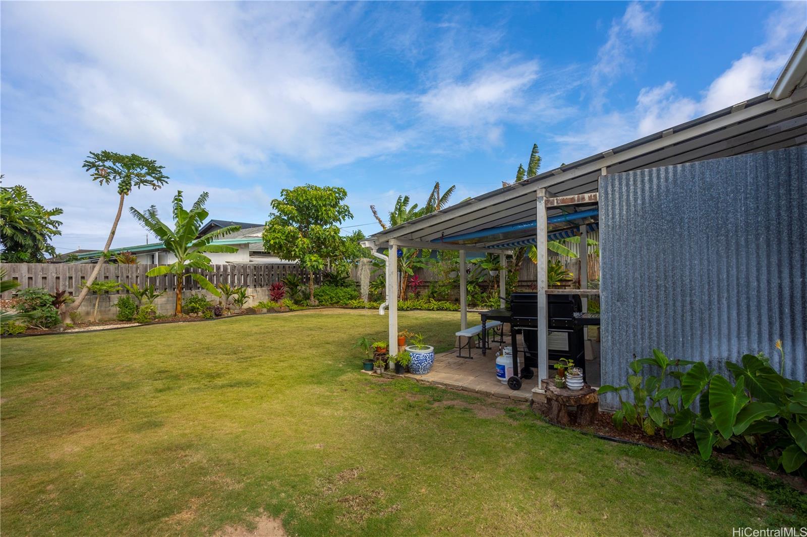 708  Oneawa Street Coconut Grove, Kailua home - photo 16 of 18