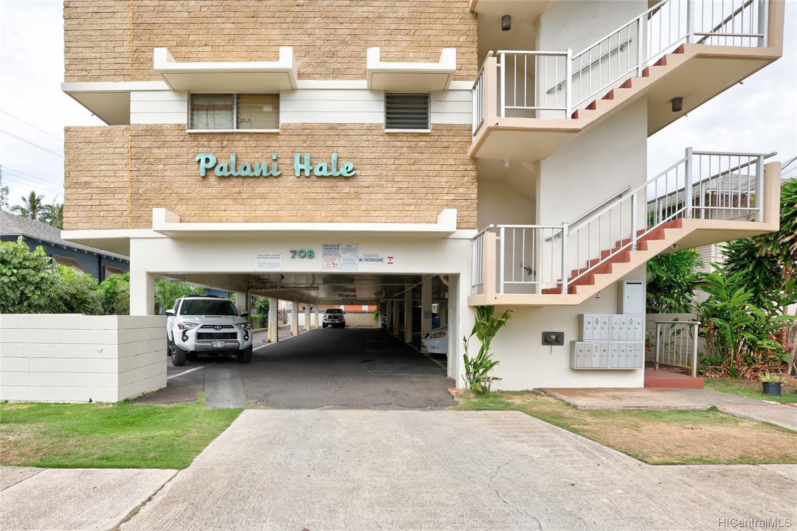 Palani Hale condo # 203, Honolulu, Hawaii - photo 14 of 16