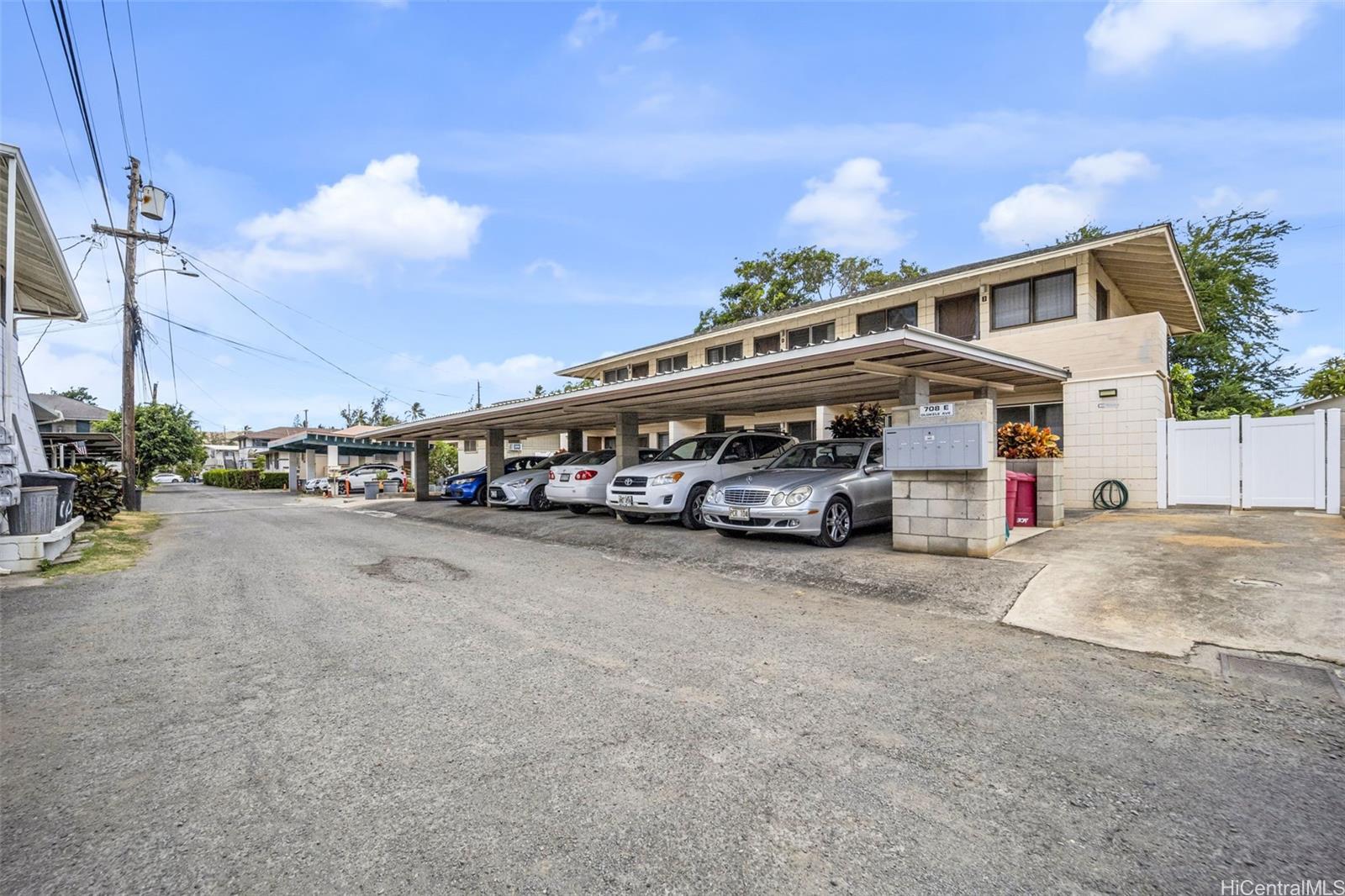 708-E Olokele Ave Honolulu - Multi-family - photo 11 of 15