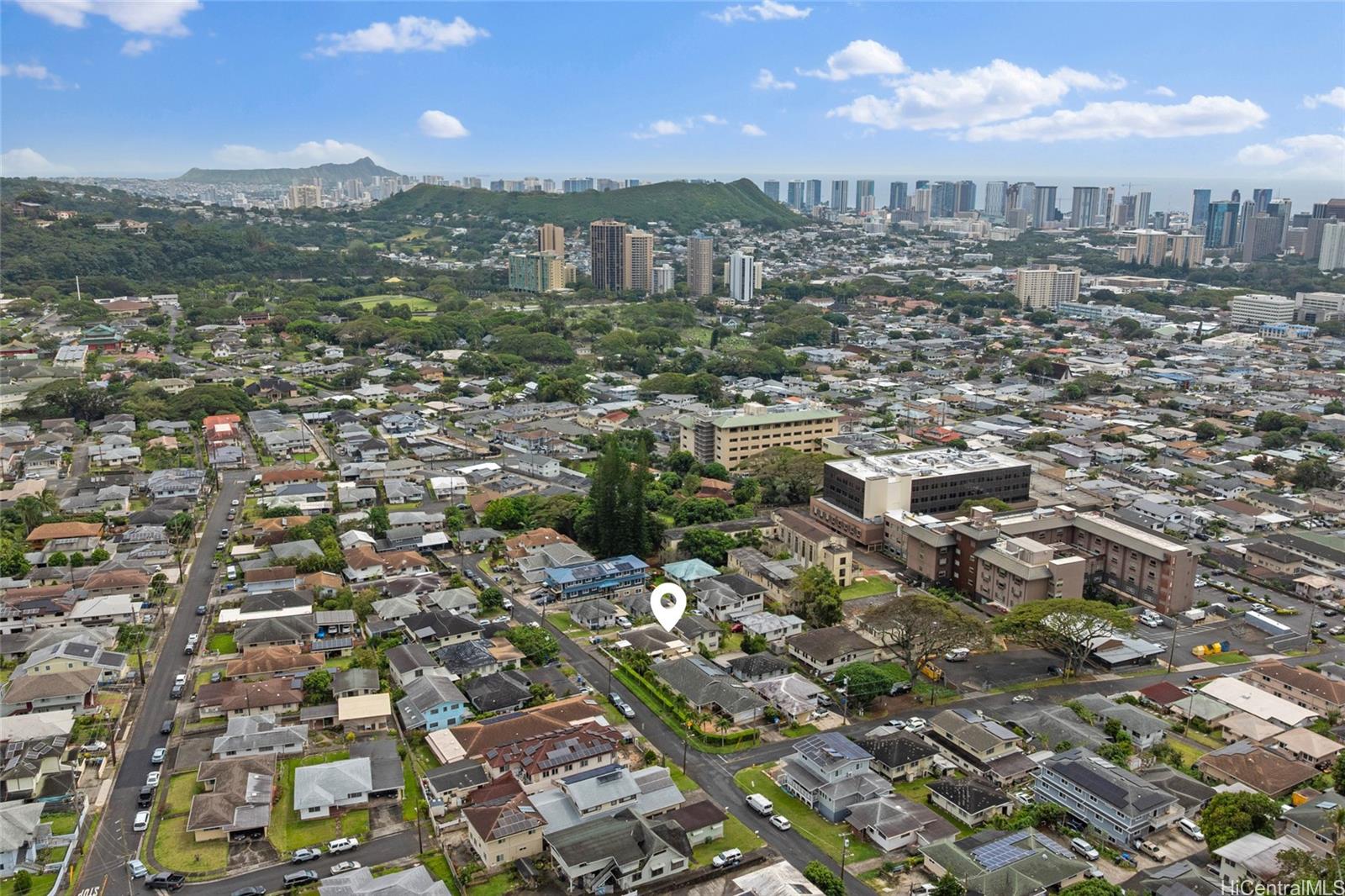 709  Twin View Drive Puunui, Honolulu home - photo 24 of 25